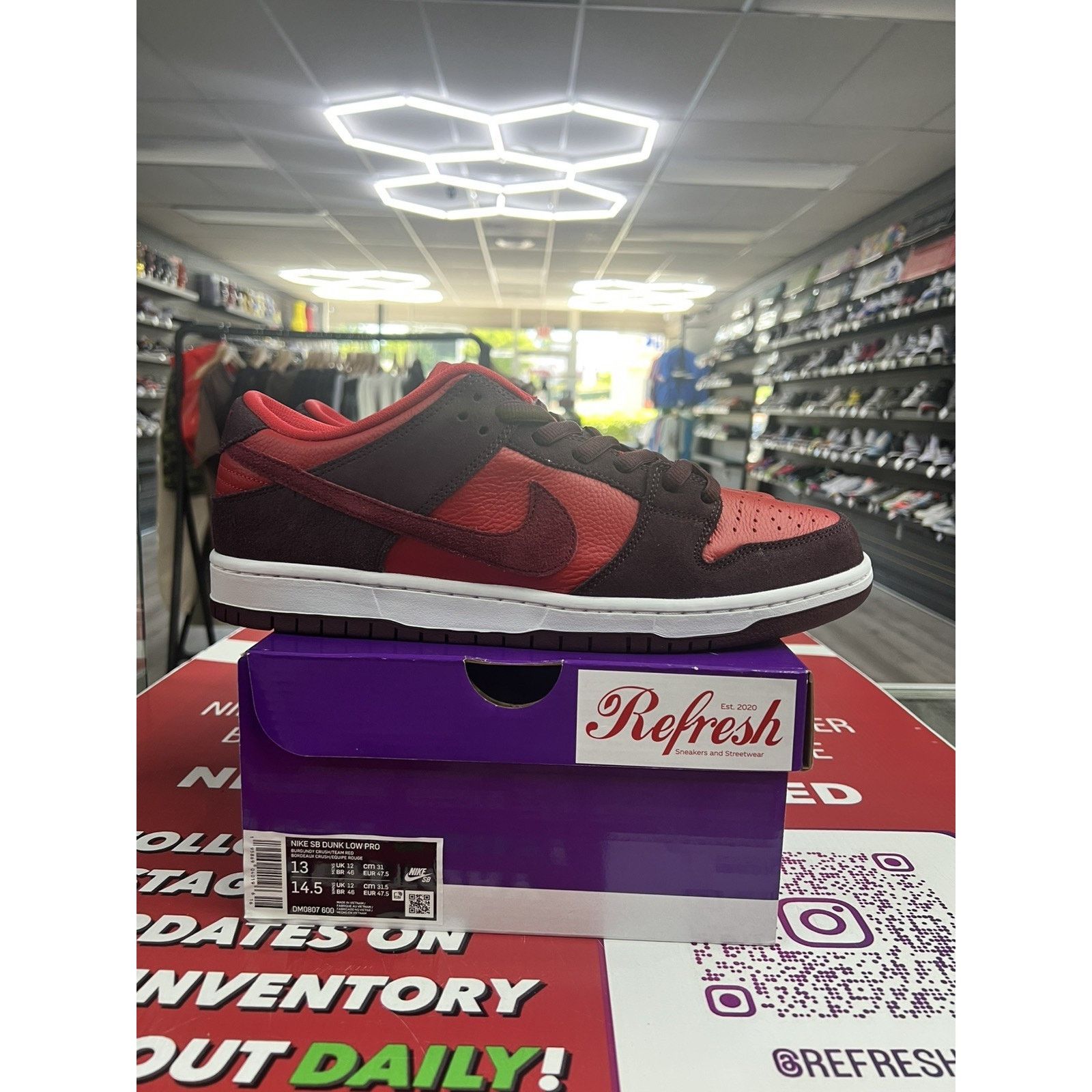 Nike Nike Dunk Low Pro Cherry 2022 Size 13 DM0807-600 Size US 13 / EU 46 - 1 Thumbnail