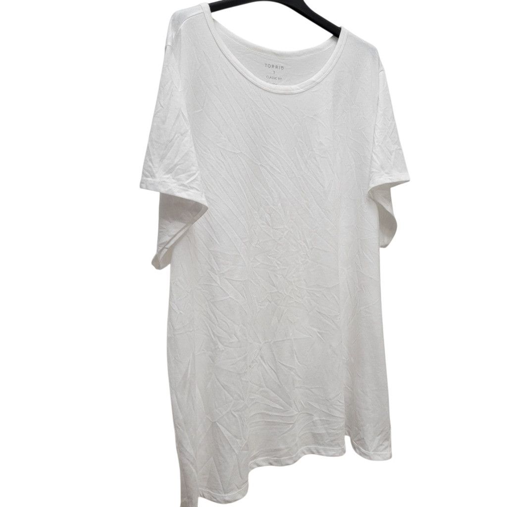 Torrid Torrid Women's Crewneck Short-Sleeve Classic Fit Polyester Size M / US 6-8 / IT 42-44 - 5 Thumbnail