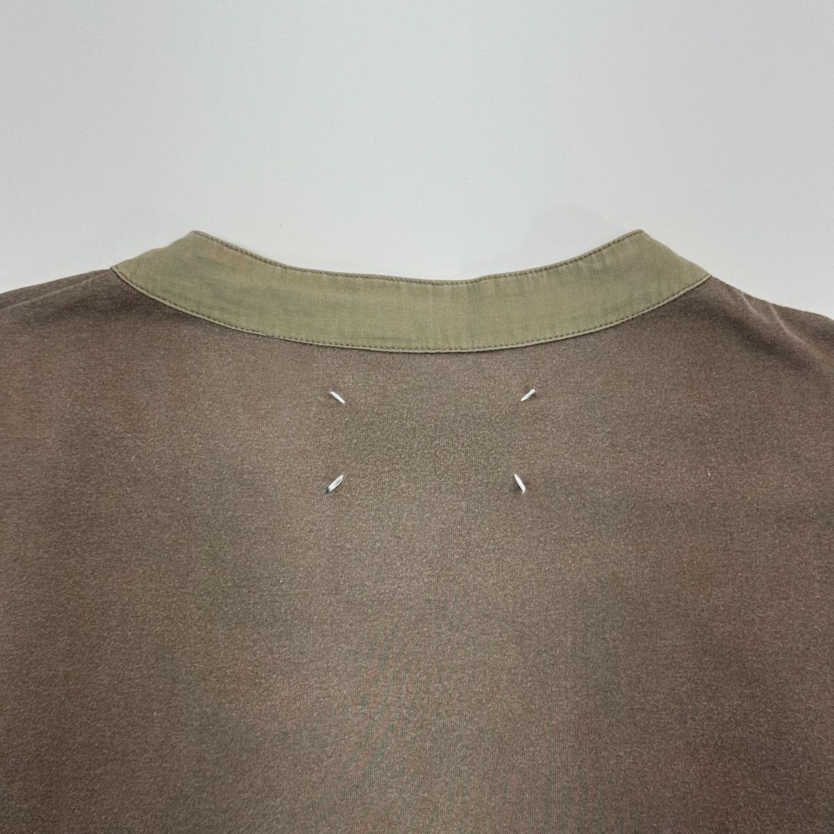 Maison Margiela MAISON MARTIN MARGIELA AW06 HENLEY NECK SHIRT SIZE 52 Size US L / EU 52-54 / 3 - 3 Thumbnail