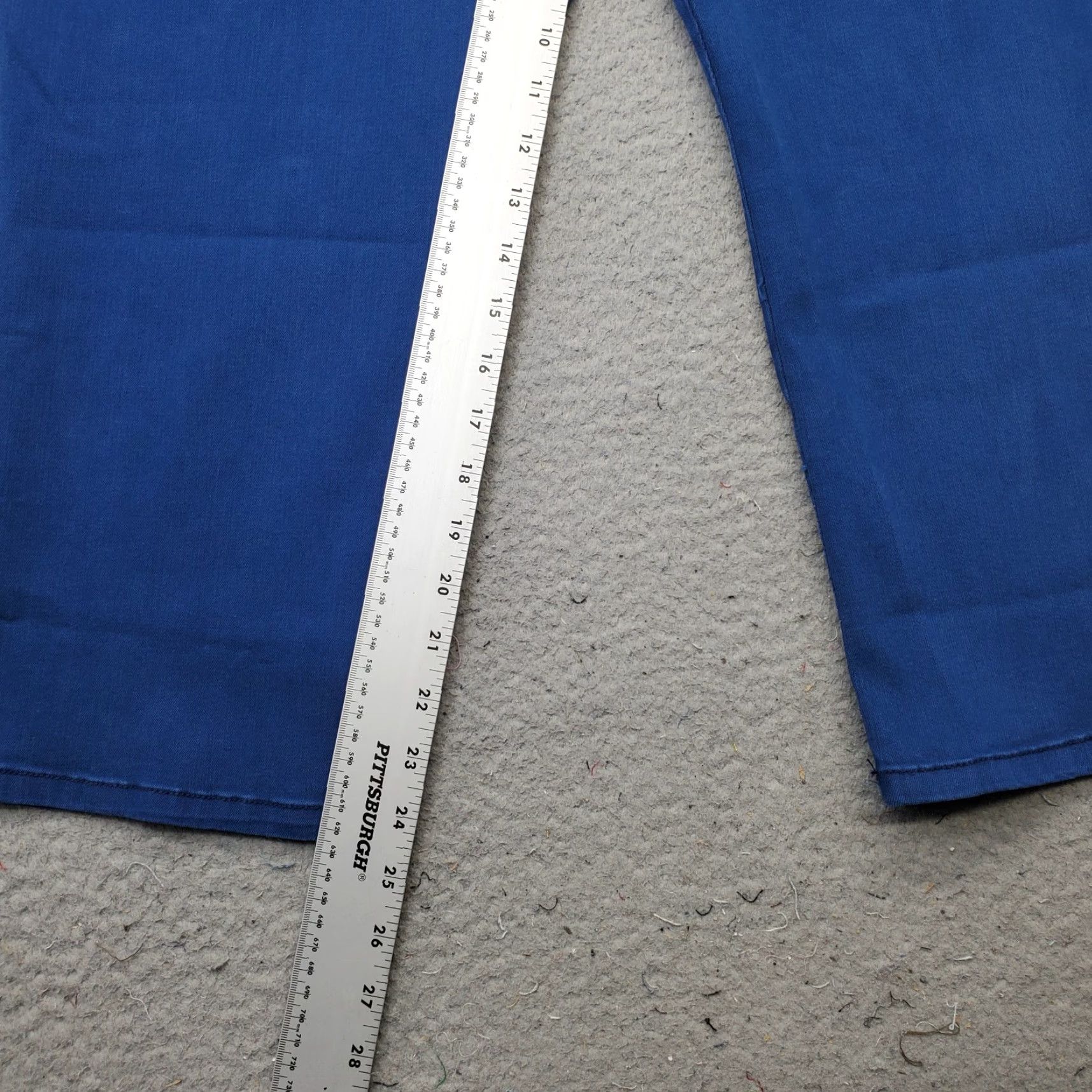 NYDJ NYDJ Dayla Wide Cuff Capri Jeans Women 22W Blue Denim Flat Front 5-Pocket Design Size 40" / US 18 - 4 Thumbnail