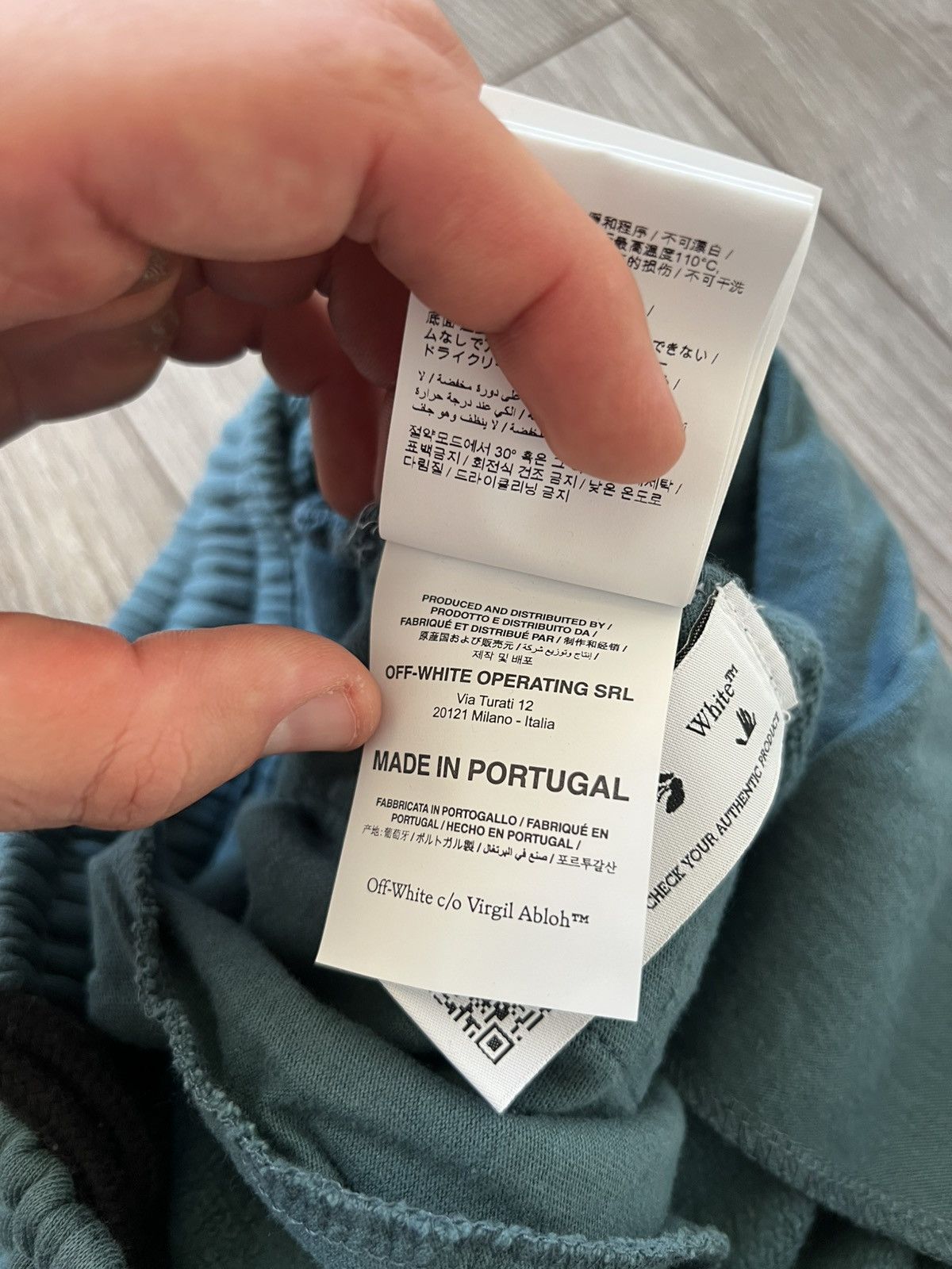 Off-White Off-White Rare Graphic Spray Logo Arrow Track Pants Size US 31 - 15 Thumbnail