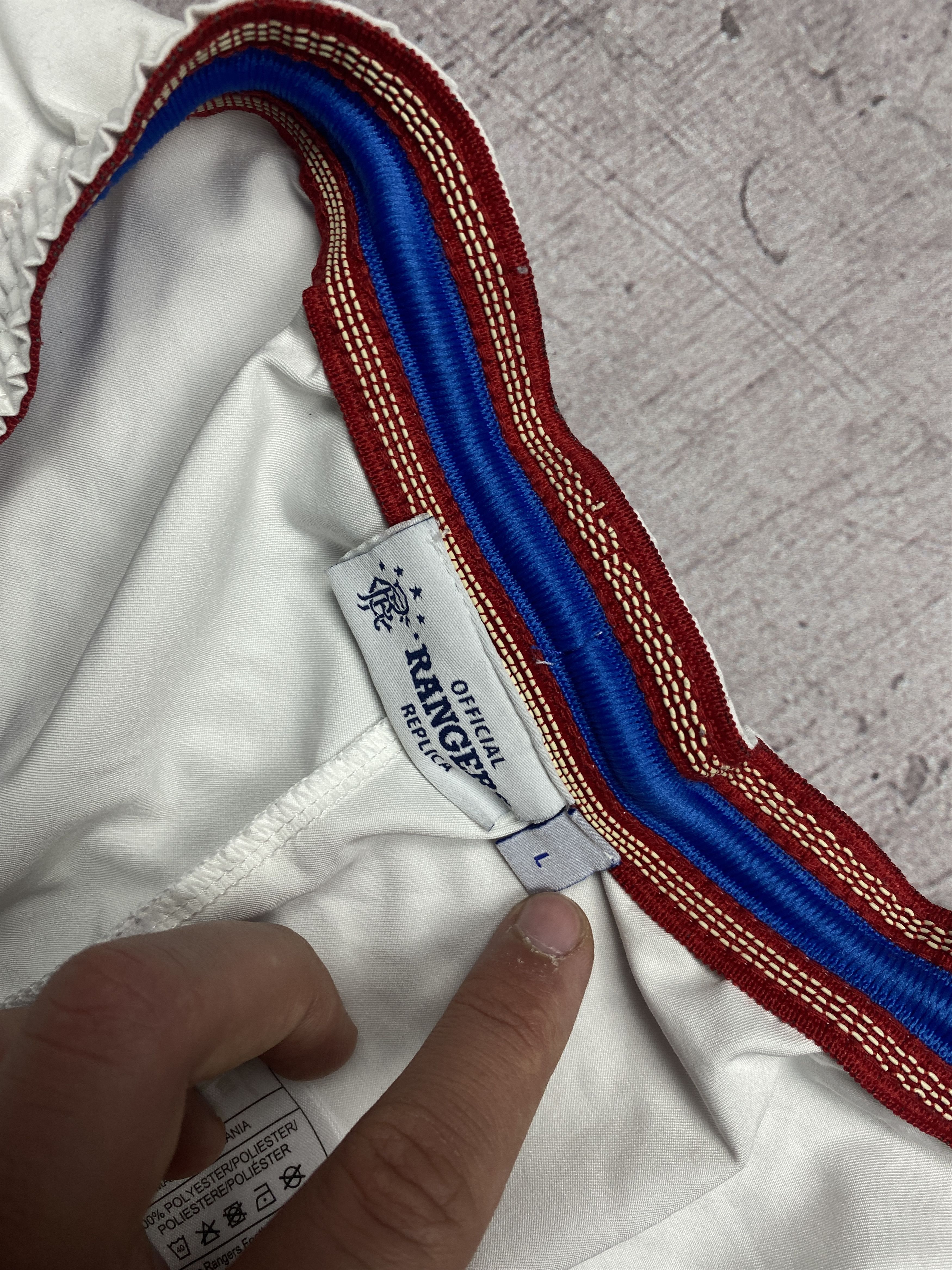 Umbro × Vintage Vintage Umbro Rangers soccer shorts Size US 34 / EU 50 - 4 Thumbnail