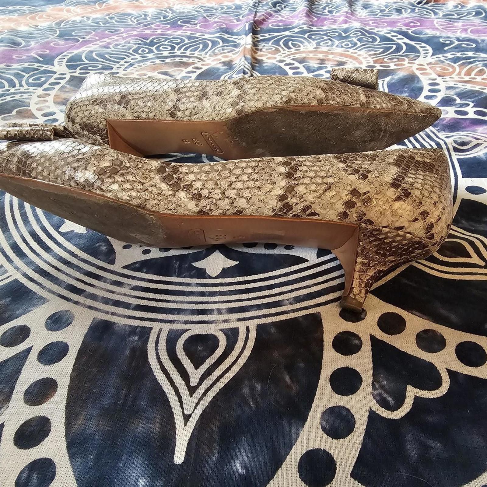Coach Coach Women's Vintage 8.5 Snake Skin Kitten Heel Size US 8.5 / IT 38.5 - 4 Thumbnail