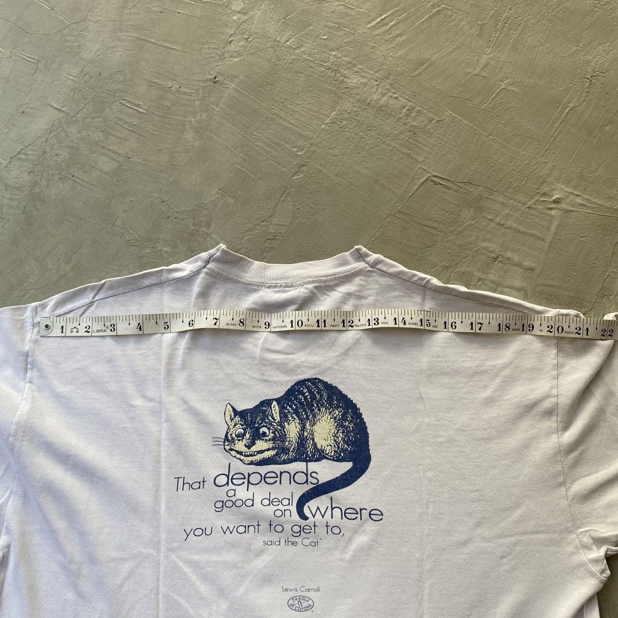 Vintage Vintage 90’s Alice in Wonderland t-shirt Size US L / EU 52-54 / 3 - 9 Thumbnail