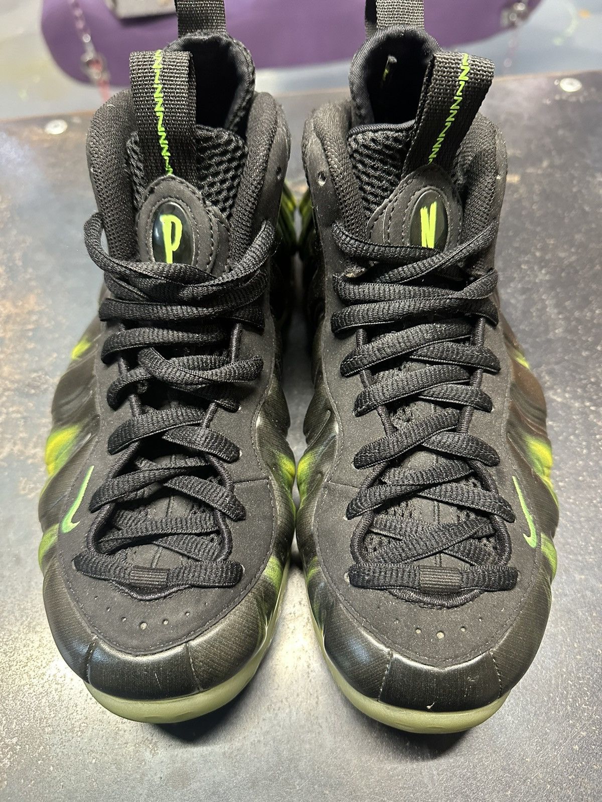Nike Nike Air Foamposite One ParaNorman Size US 6.5 / EU 39-40 - 2 Thumbnail
