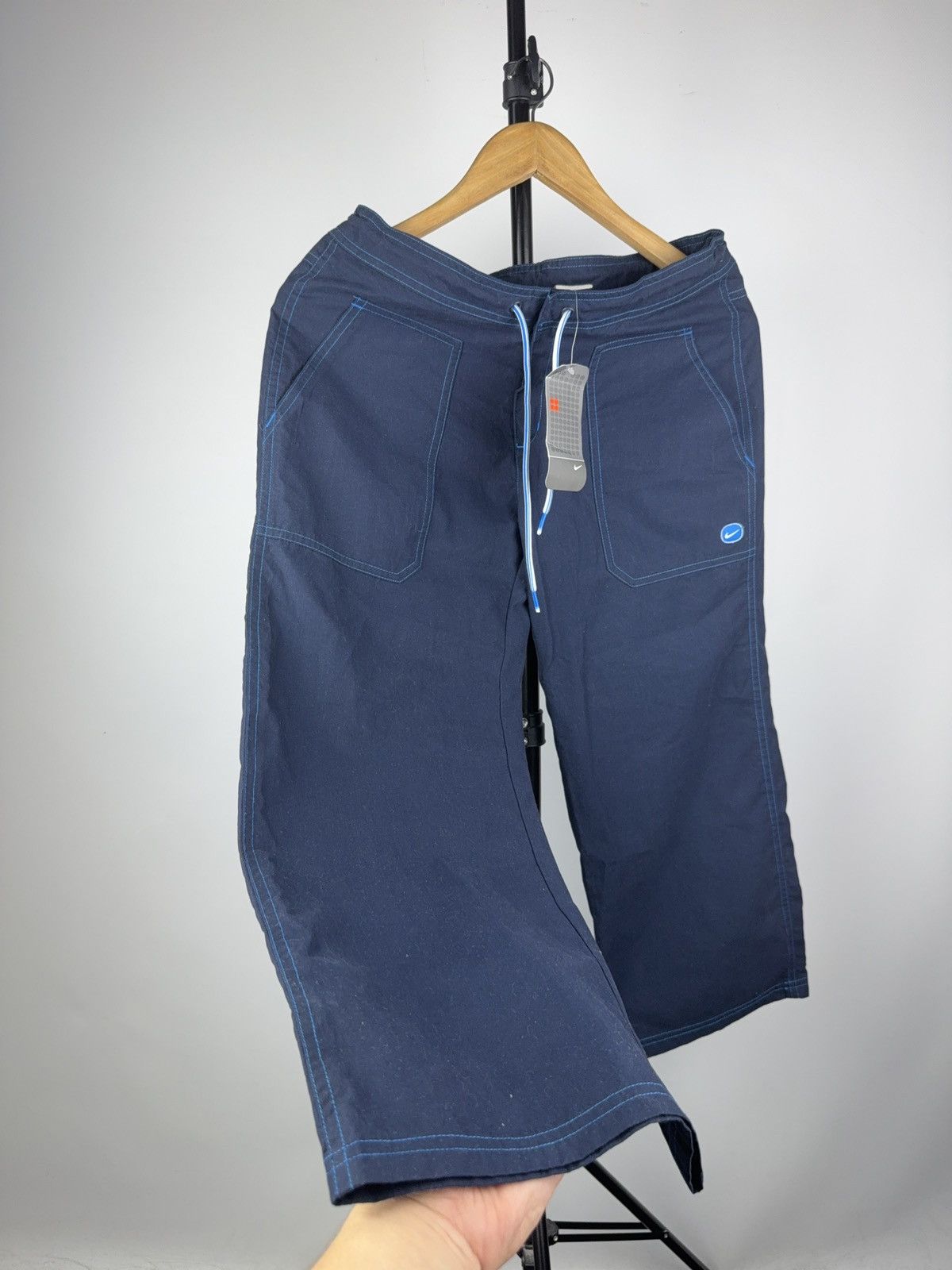 Nike Vintage Dead stock Retro Nike 00s Capri women’s 10 / S size Size 28" / US 6 / IT 42 - 2 Thumbnail