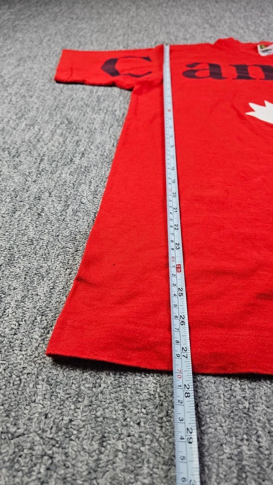 Fruit Of The Loom Vintage Canada Single Stitch Maple Leaf Tee Red Made Canada Size US M / EU 48-50 / 2 - 9 Thumbnail