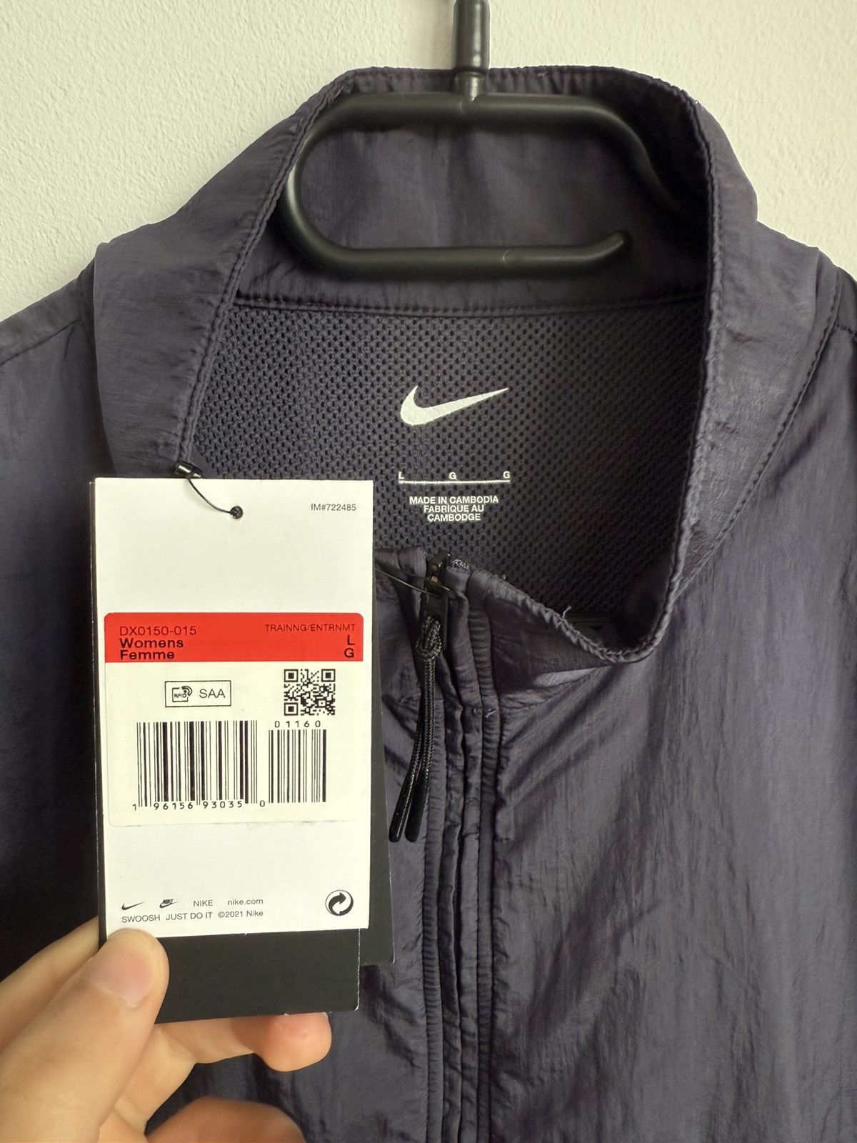 Nike Nike Training City Ready Short Sleeve Jacket Size L / US 10 / IT 46 - 2 Thumbnail