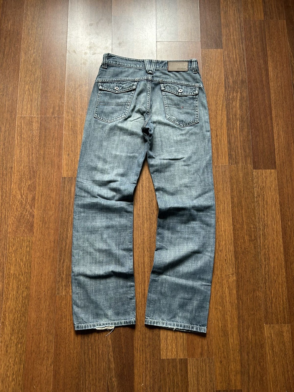 Tommy Hilfiger Vintage Tommy Hilfiger Faded Jeans Y2K 90s Distressed Sz 31 Size US 31 - 1 Thumbnail