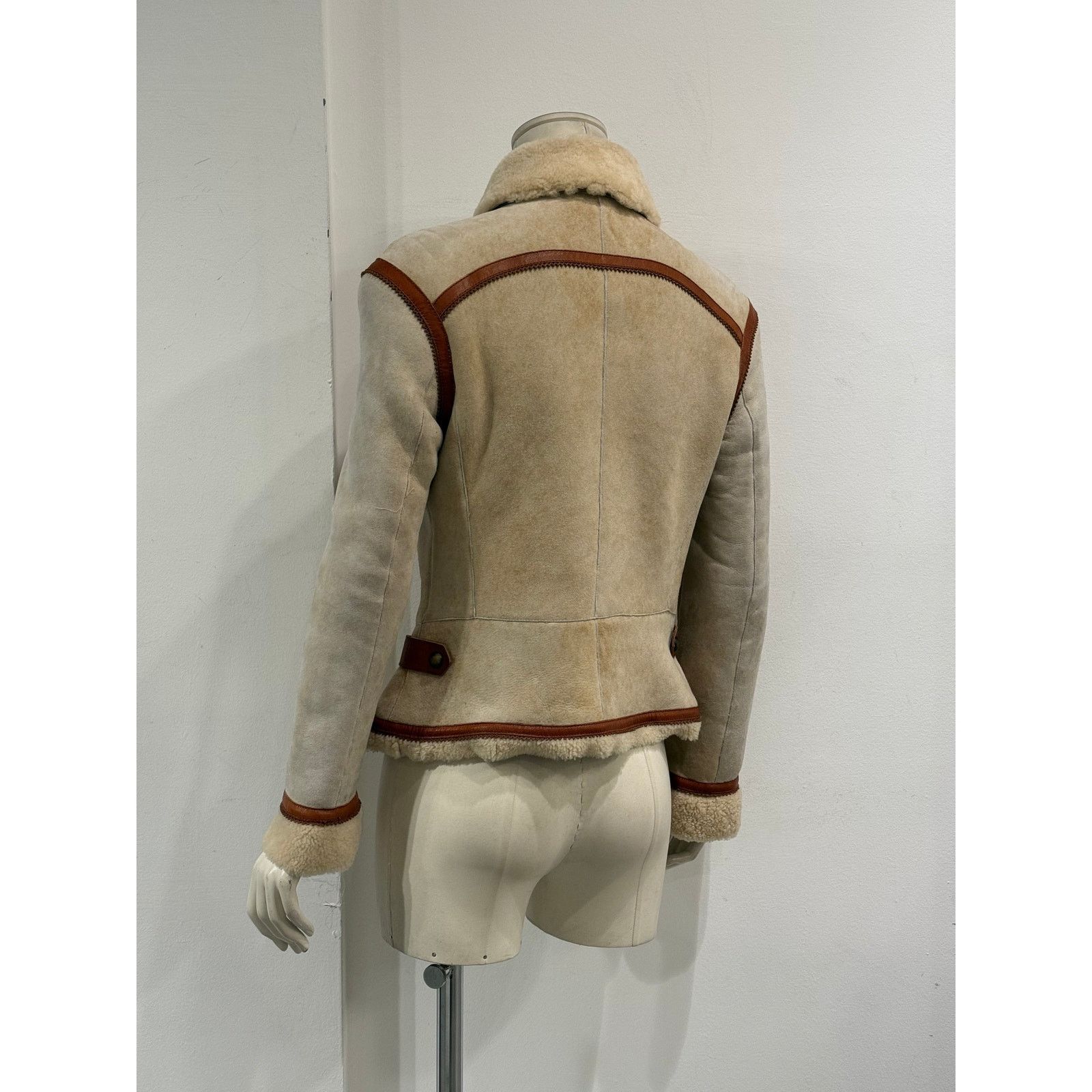 Roberto Cavalli Roberto Cavalli shearling jacket with contrast leather Size M / US 6-8 / IT 42-44 - 8 Thumbnail