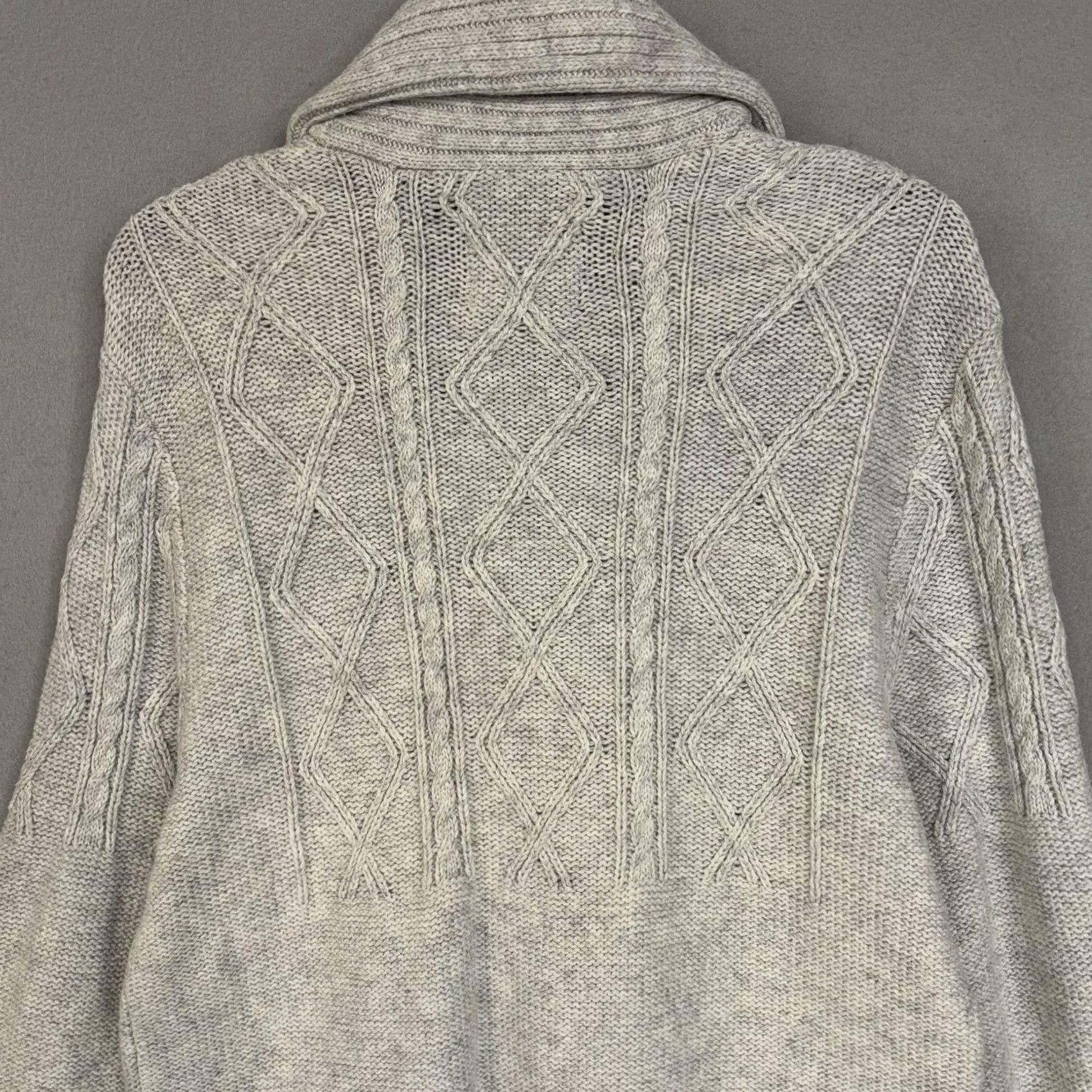 American Eagle Outfitters American Eagle Sweater Mens Large Gray Cable Knit Shawl Preppy Academia Grandpa Size US L / EU 52-54 / 3 - 7 Thumbnail