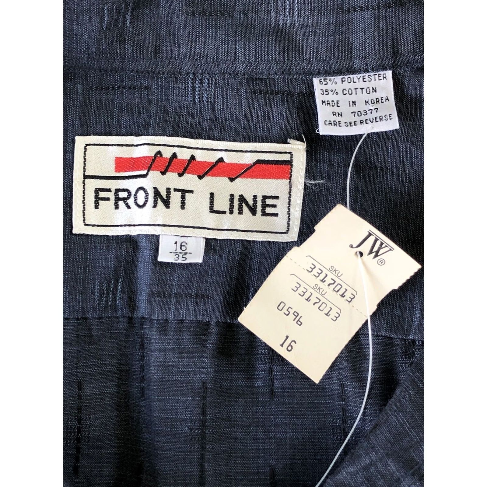 Vintage VINTAGE NWT JW front line Button Down Shirt 16/35 Blue geo Long Sleeve Classic Shirt Mens Size US L / EU 52-54 / 3 - 3 Thumbnail