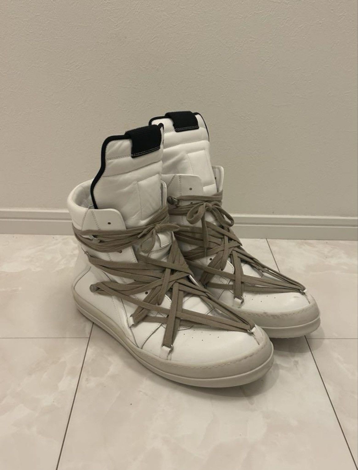 Rick Owens RARE Rick Owens White Megalace Geobaskets | Grailed