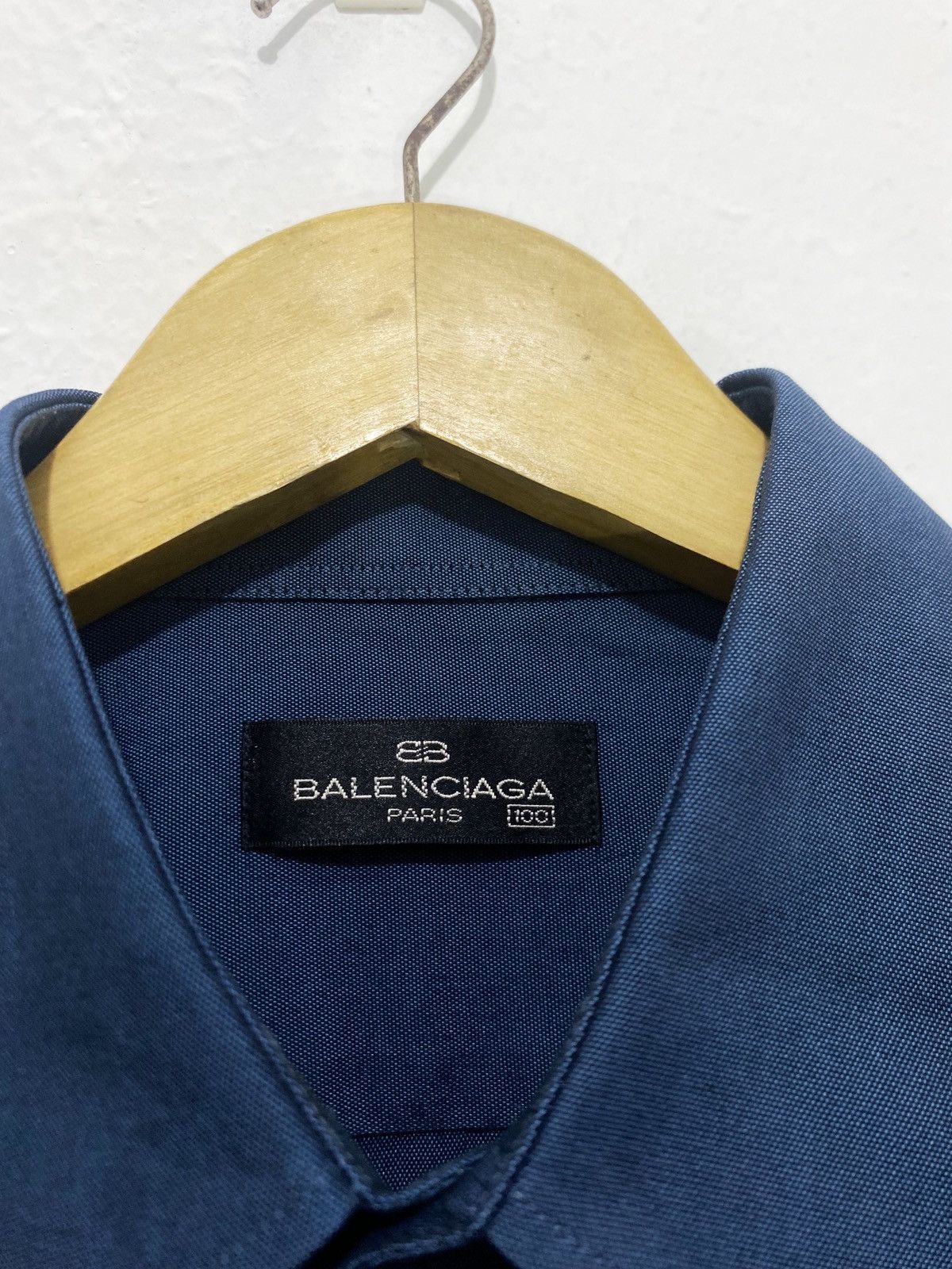 Balenciaga Vintage Balenciaga BB Logo Button up shirt Size US L / EU 52-54 / 3 - 8 Thumbnail