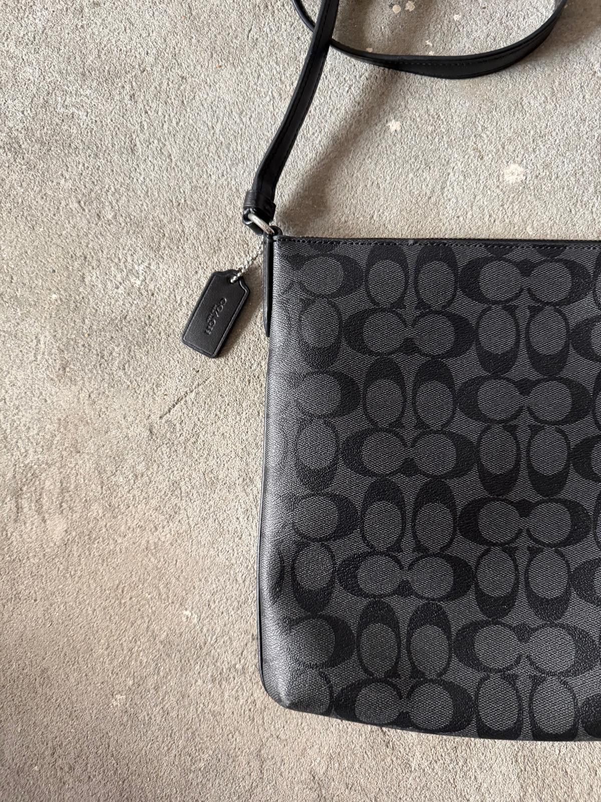 Coach Coach Signature Rowan File Corssbody Bag Black Size ONE SIZE - 6 Thumbnail