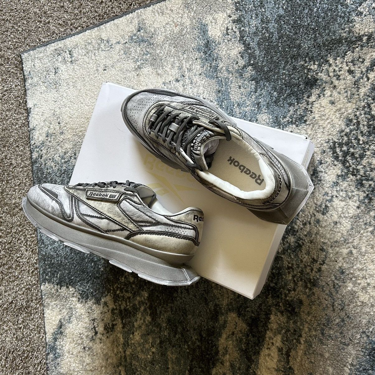 Reebok RMIA04CC99LEA0021000 REEBOK LTD CLASSiC LEATHER GRAVEL WASH Size US 10 / EU 43 - 18 Thumbnail