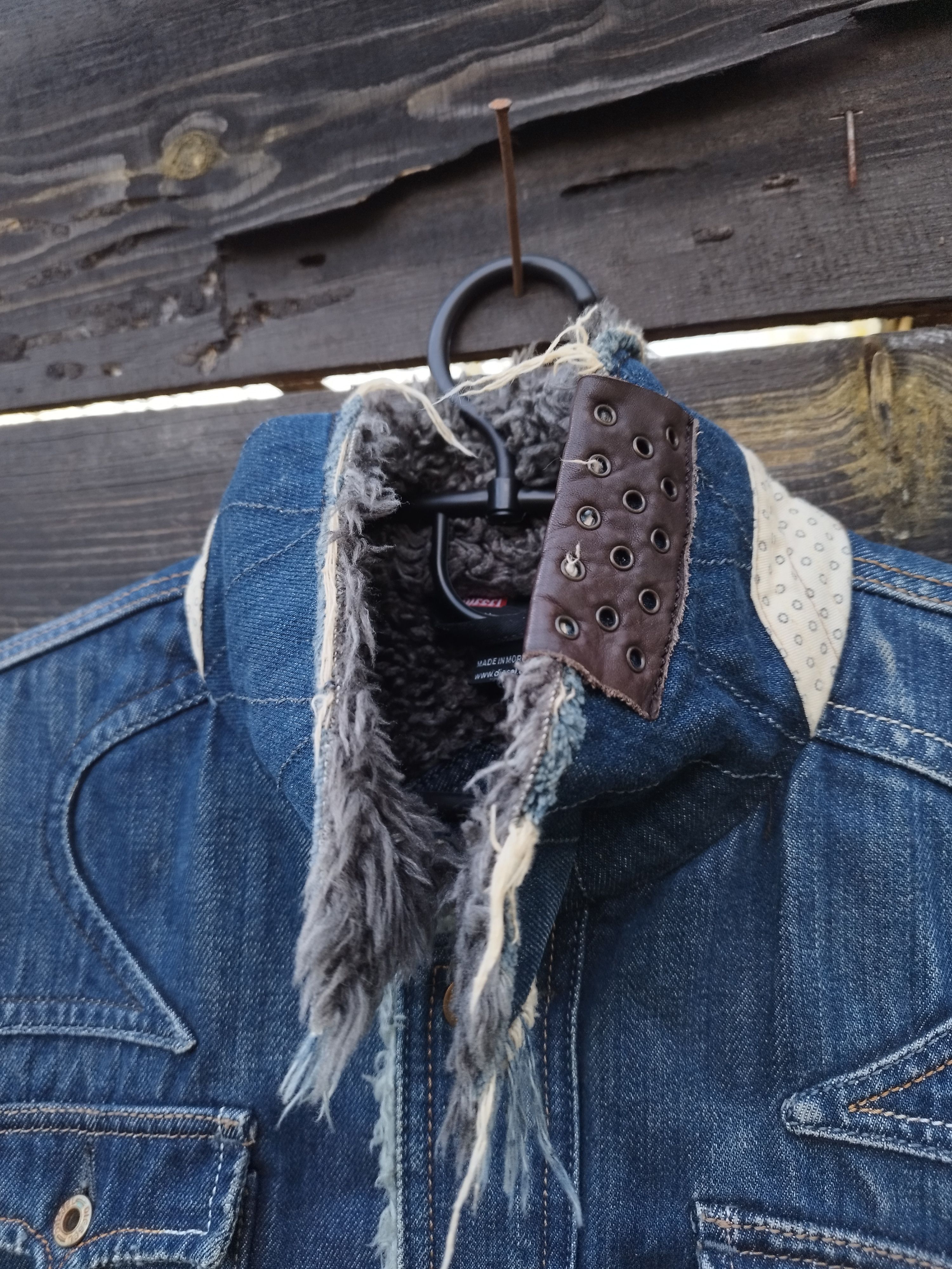Diesel Vintage Diesel Denim Sherpa Lined Trucker Jacket Blue Men's Size US M / EU 48-50 / 2 - 3 Thumbnail