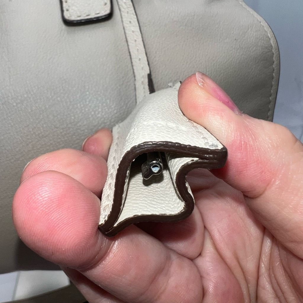 Michael Kors Michael Kors Hamilton Bag In Clay with Silver Hardware Lock Size ONE SIZE - 7 Thumbnail