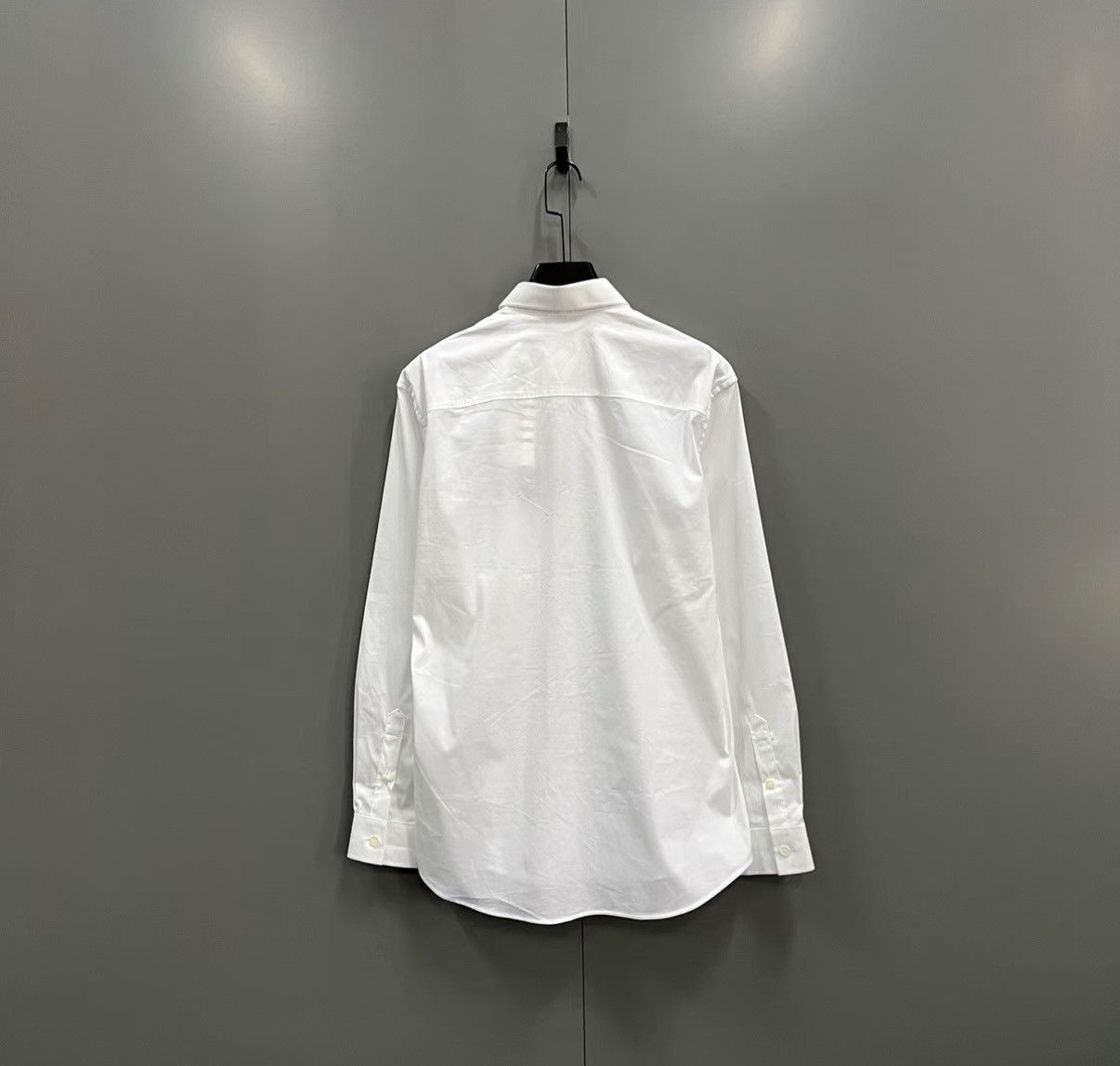 Burberry Burberry White TB Embroidered Shirt J41 Size US L / EU 52-54 / 3 - 2 Thumbnail