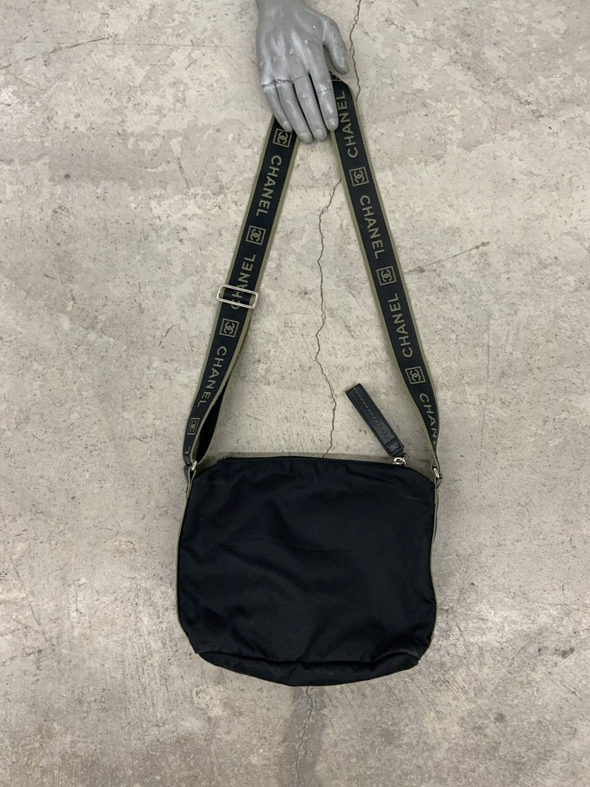 Chanel CHANEL SPORT CROSSBODY BAG Size ONE SIZE - 2 Thumbnail
