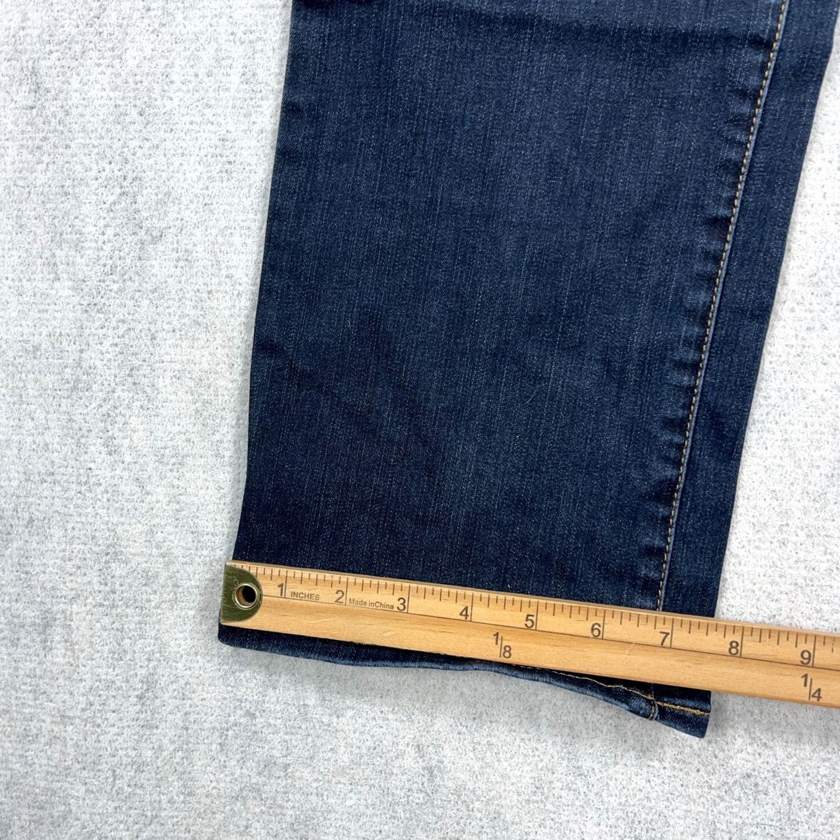 American Eagle Outfitters American Eagle Jeans Men 33x30 Dark Wash Straight Leg 5-Pocket Denim Cotton Belt Loops Regular Fit Vintage No Size US 33 - 5 Thumbnail
