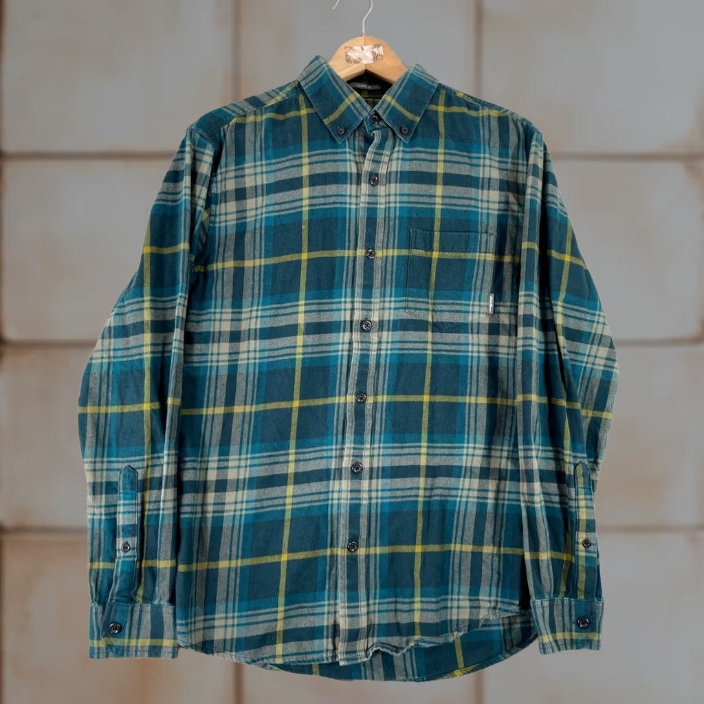 Eddie Bauer Eddie Bauer Button-Down Mens Medium Teal Plaid Flannel Long Sleeve Classic Fit Shirt Size US M / EU 48-50 / 2 - 1 Thumbnail