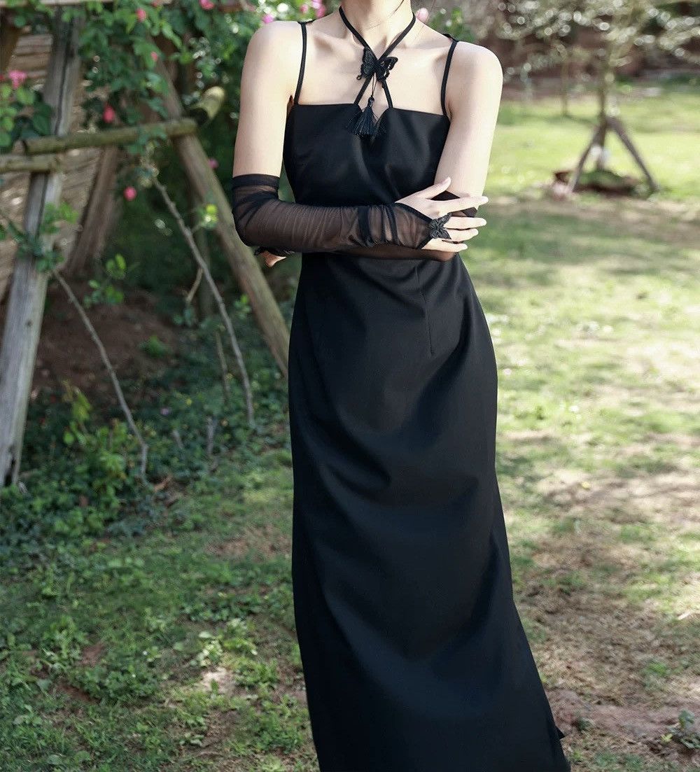 Other Midnight Wing Back Dress Size M / US 6-8 / IT 42-44 - 2 Thumbnail
