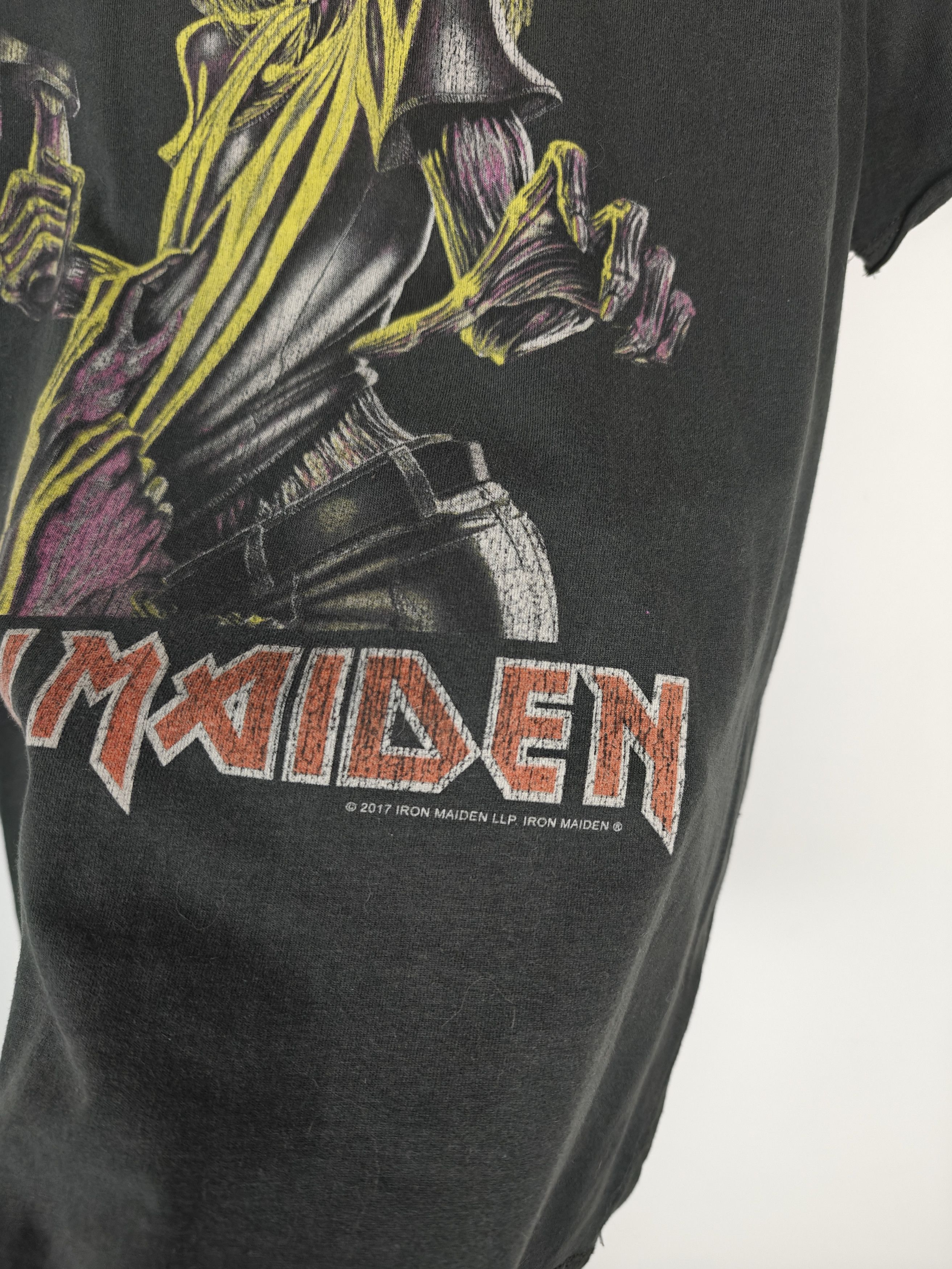 Iron Maiden Amplified Iron Maiden T-Shirt 2017 Tee Gray size L Size US L / EU 52-54 / 3 - 3 Thumbnail