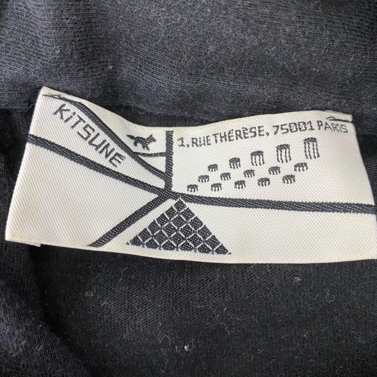 Maison Kitsune KITSUNE Polos Long Sleeve Small Logo Japanese Brand Size US M / EU 48-50 / 2 - 4 Thumbnail