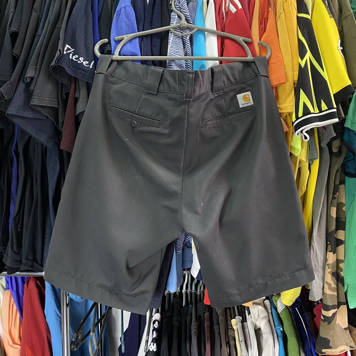 Vintage Vintage Carhartt Wip Patch logo workwear y2k shorts Size US 31 - 1 Thumbnail
