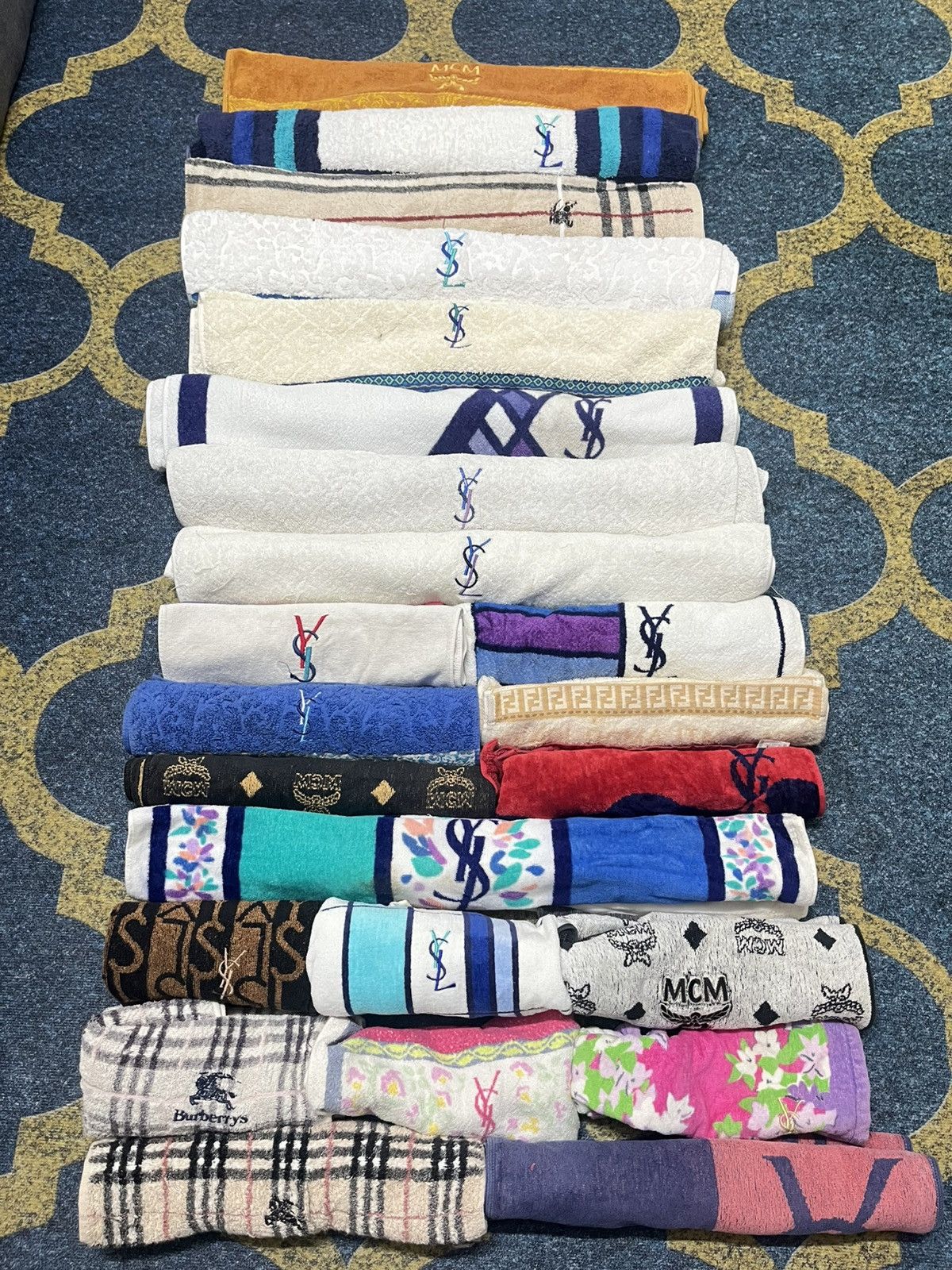 Fendi Combo Mix luxry towel(DROP PRICE) Size ONE SIZE - 5 Thumbnail