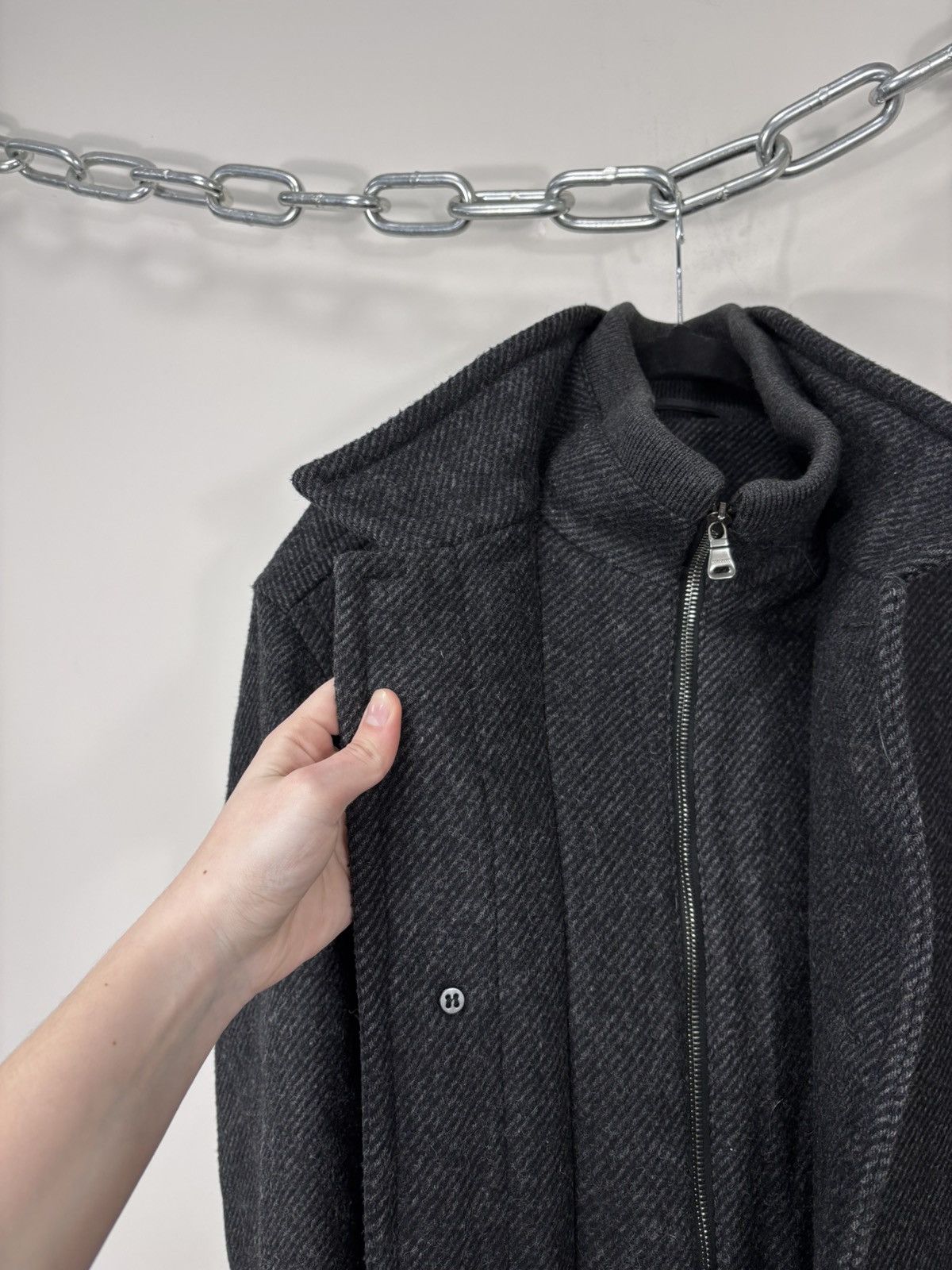 Hugo Boss Hugo Boss Men’s Herringbone Dark Grey Wool Blend Overcoat Size US M / EU 48-50 / 2 - 2 Thumbnail