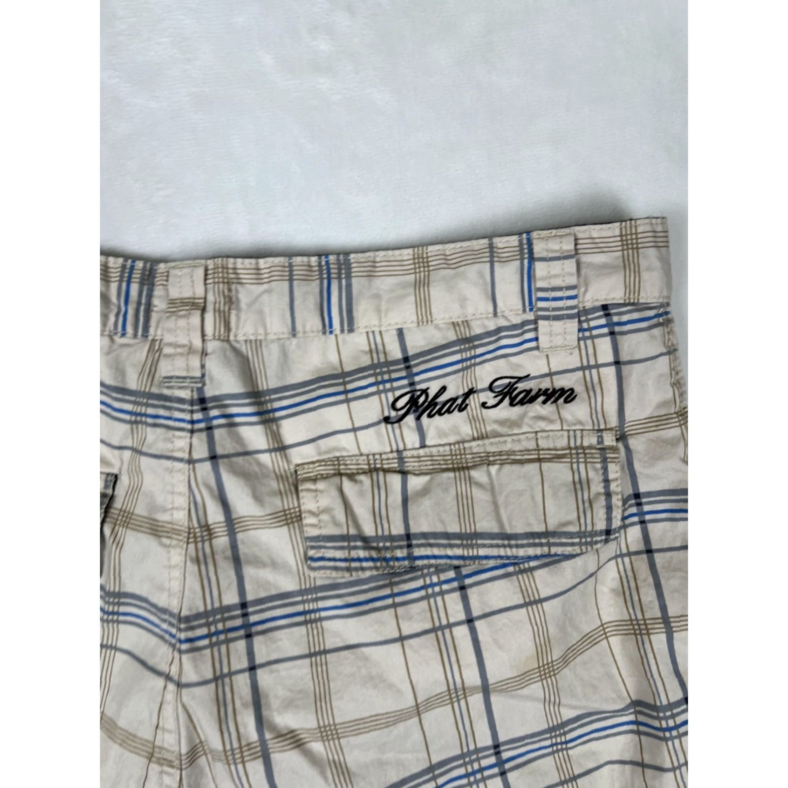Phat Farm VINTAGE Phat Farm Cargo Shorts Mens 32 Beige Plaid Utility Y2K Hip Hop Mens Size US 32 / EU 48 - 7 Thumbnail