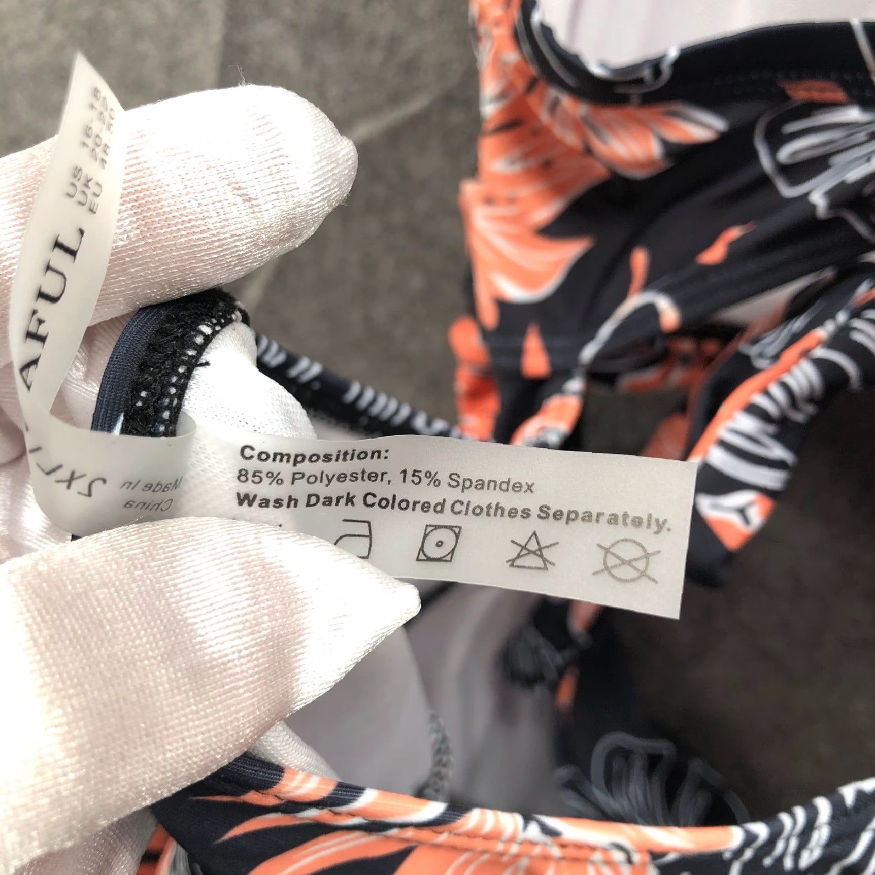 ZAFUL VINTAGE Zaful Floral Cut-Out Swim Dress Women 2X (16-18) Black Orange Floral Tie Back Size XXL / US 16-18 / IT 52-54 - 4 Thumbnail