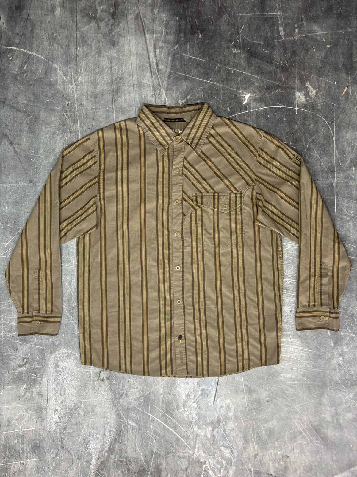 Mountain Hardwear 🐿️Mountain Hardwear L/S Button Up Size US L / EU 52-54 / 3 - 1 Thumbnail