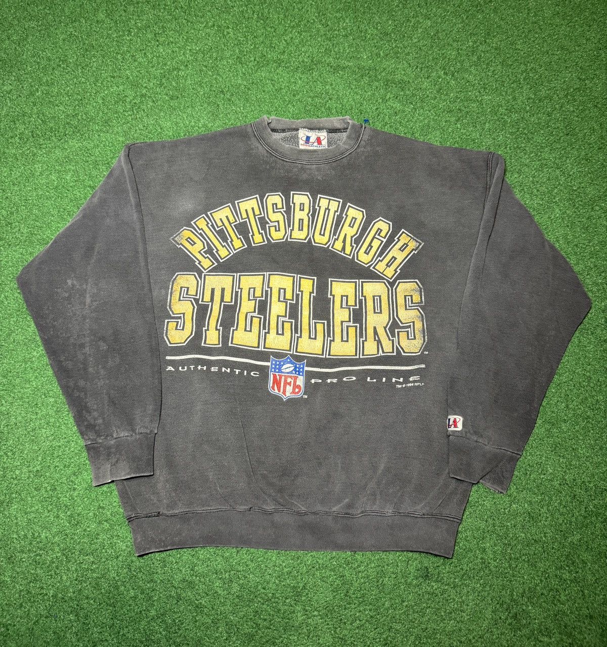 Logo Athletic Vtg 90s Pittsburgh Steelers FADED Logo Athletic Sweatshirt Size US L / EU 52-54 / 3 - 1 Thumbnail