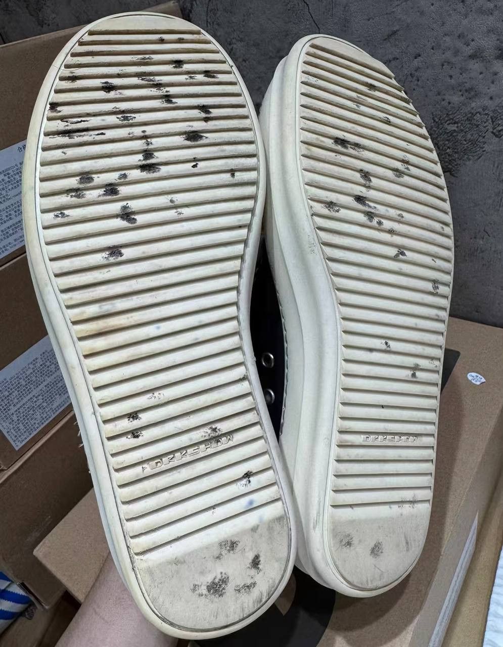 Rick Owens Rick Owens DRKSHDW Converse Low-Top sneakers Size US 9.5 / EU 42-43 - 4 Thumbnail