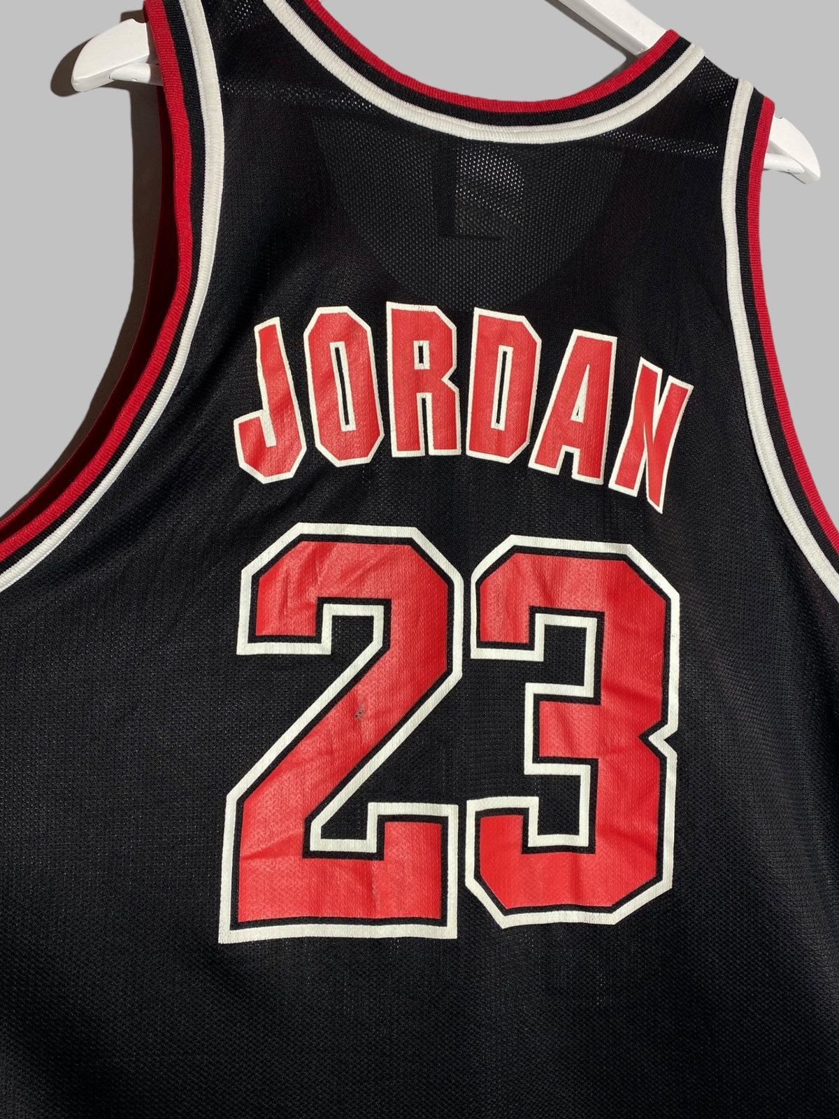 Champion Vintage 90s Champion NBA #23 Jordan Chicago Bulls Jersey USA Size US XXL / EU 58 / 5 - 16 Thumbnail