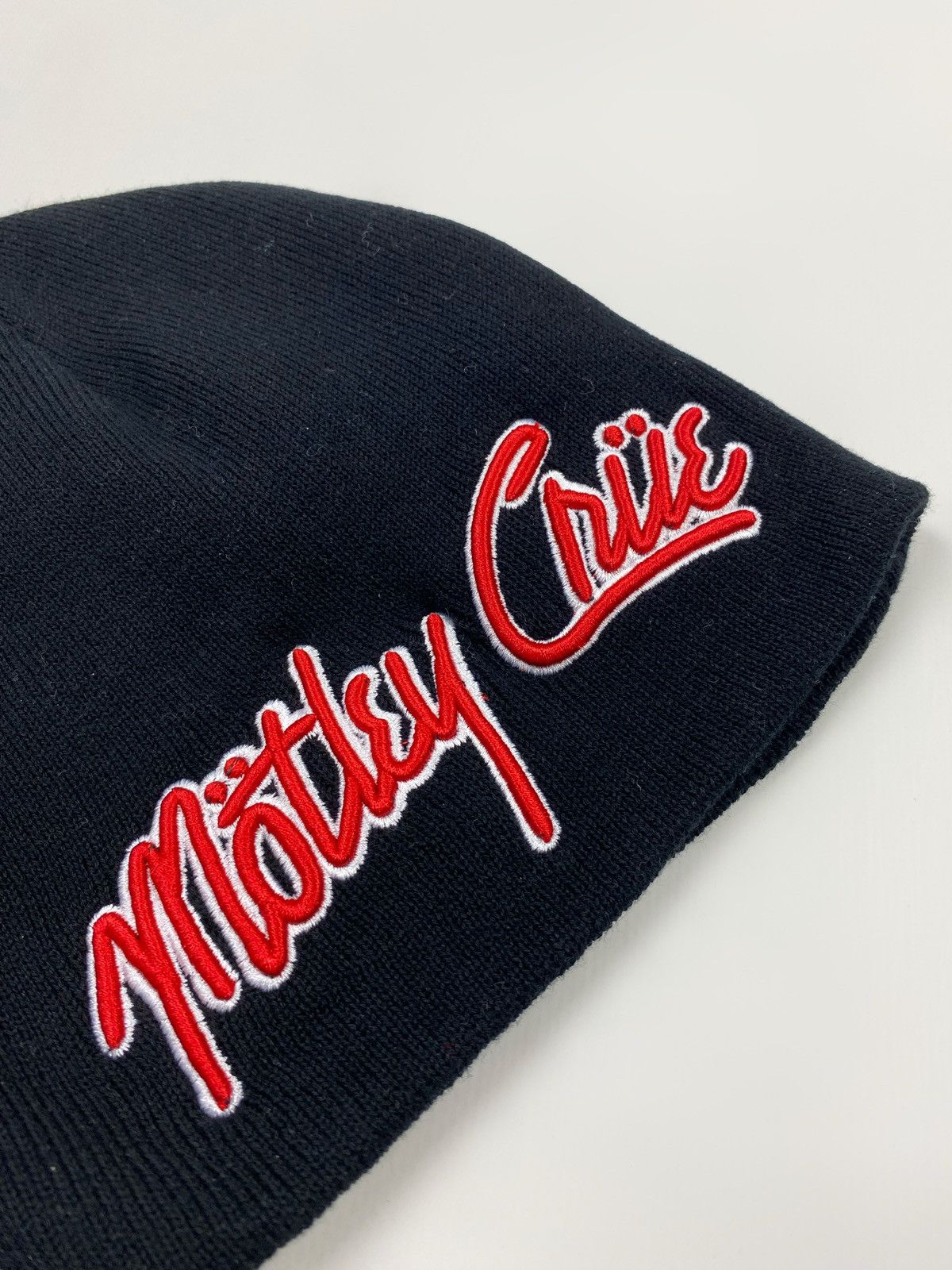 Band Tees Motley Crue Band Embroidered Logo Cotton Skull Beanie Hat Size ONE SIZE - 6 Thumbnail