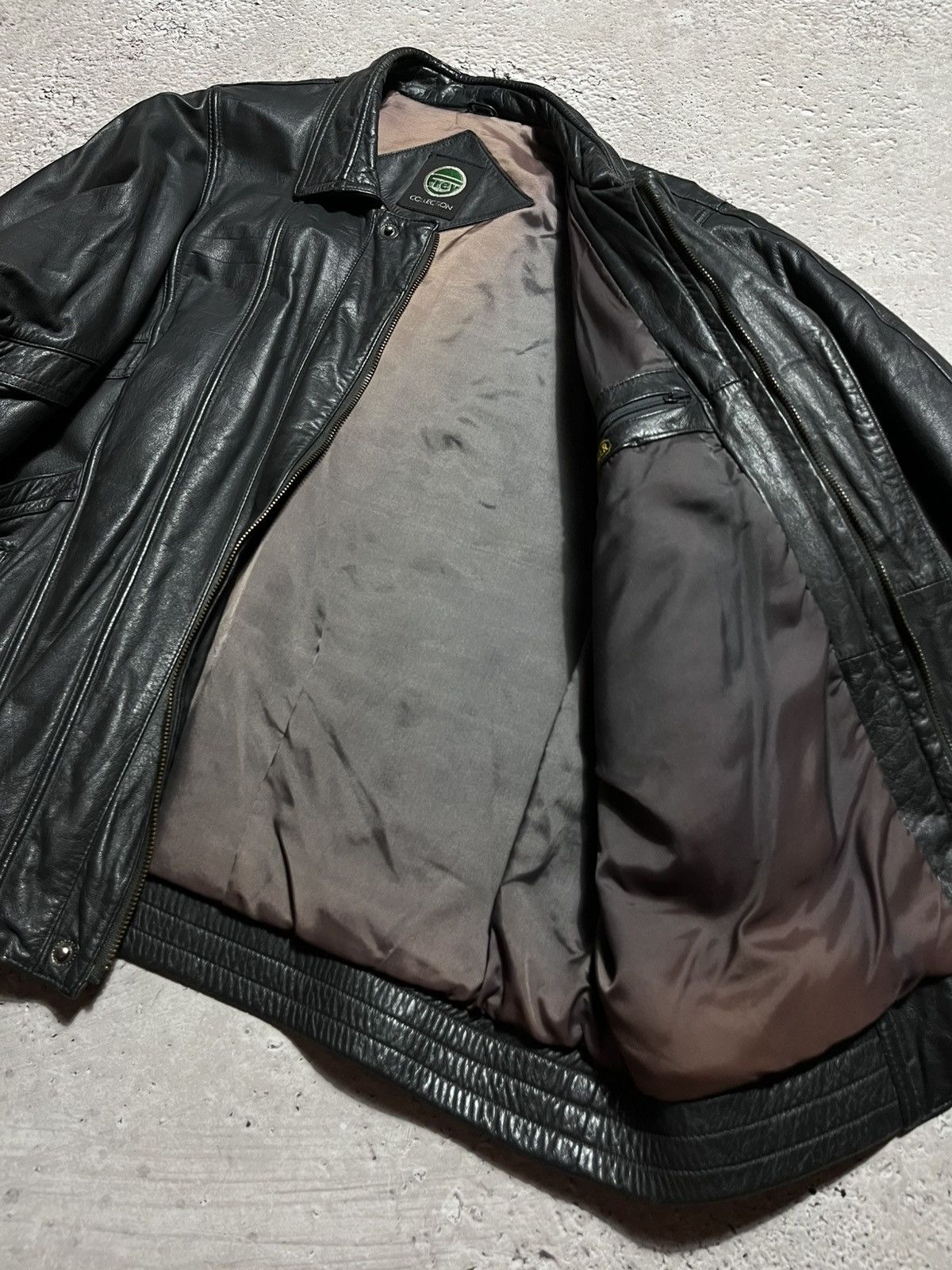 Genuine Leather × Vintage Vintage Black Leather Jacket Oversized 90s Biker Style Size US L / EU 52-54 / 3 - 9 Thumbnail