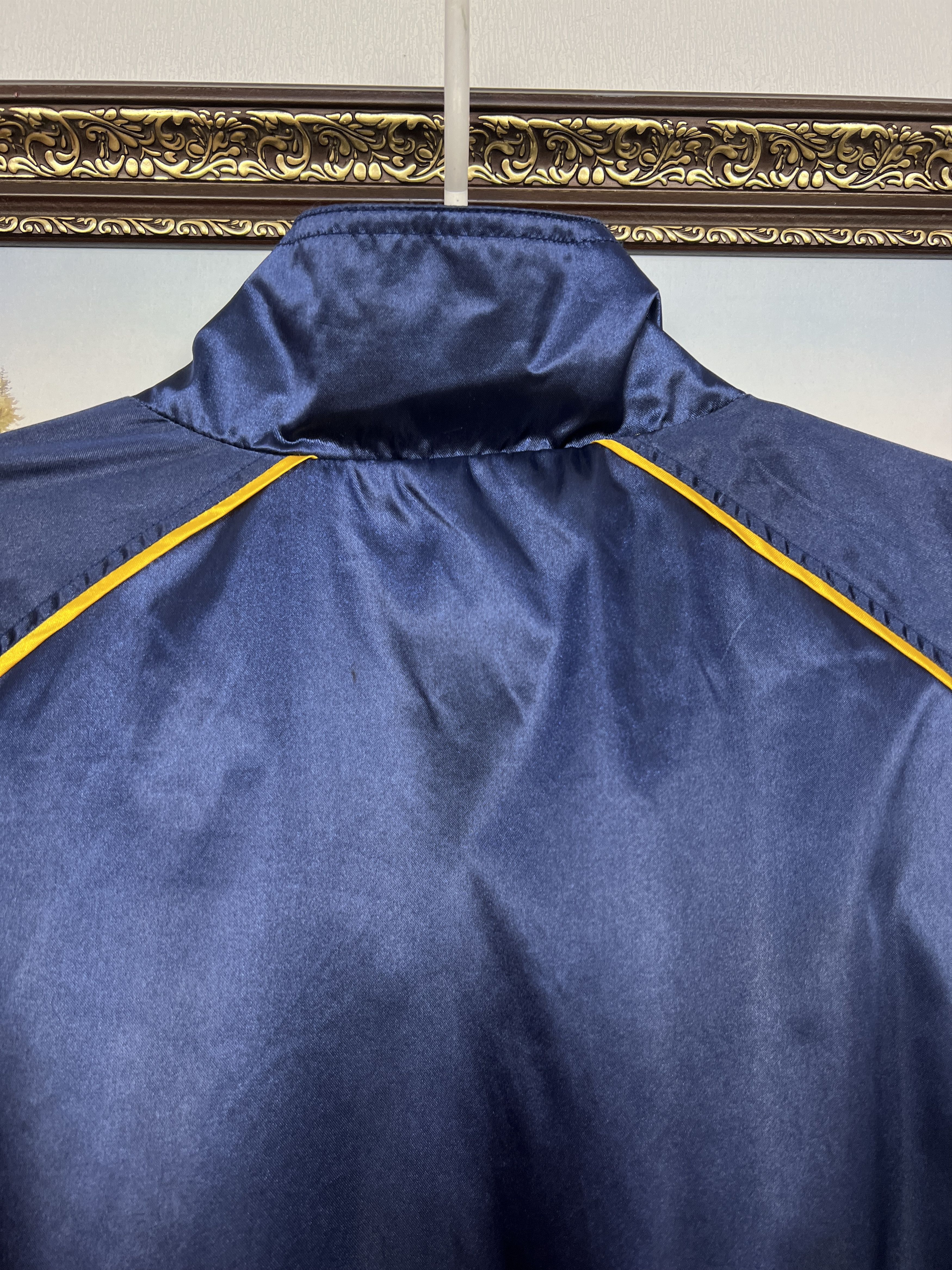 Nike Vintage 90's Nike Leeds United Football Satin Jacket Soccer Size US M / EU 48-50 / 2 - 15 Thumbnail