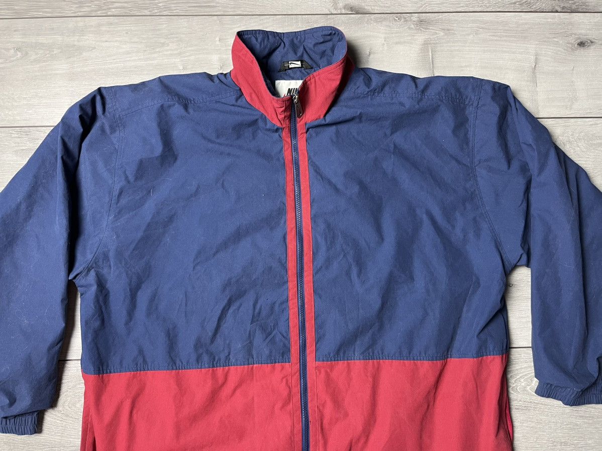 Nike Nike light jacket swoosh vintage size XLarge Size US XL / EU 56 / 4 - 3 Thumbnail
