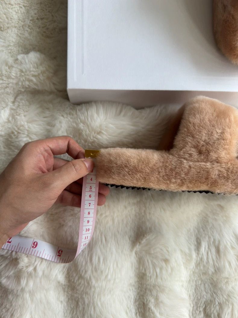 Celine Celine Arc de Triomphe Fur Slippers Size US 5.5 / IT 35.5 - 5 Thumbnail