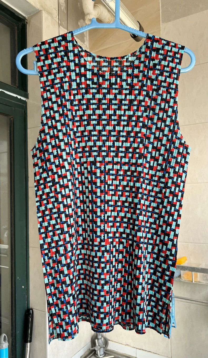 Issey Miyake Issey Miyake size:5 Mosaic pleated vest Size S / US 4 / IT 40 - 1 Thumbnail