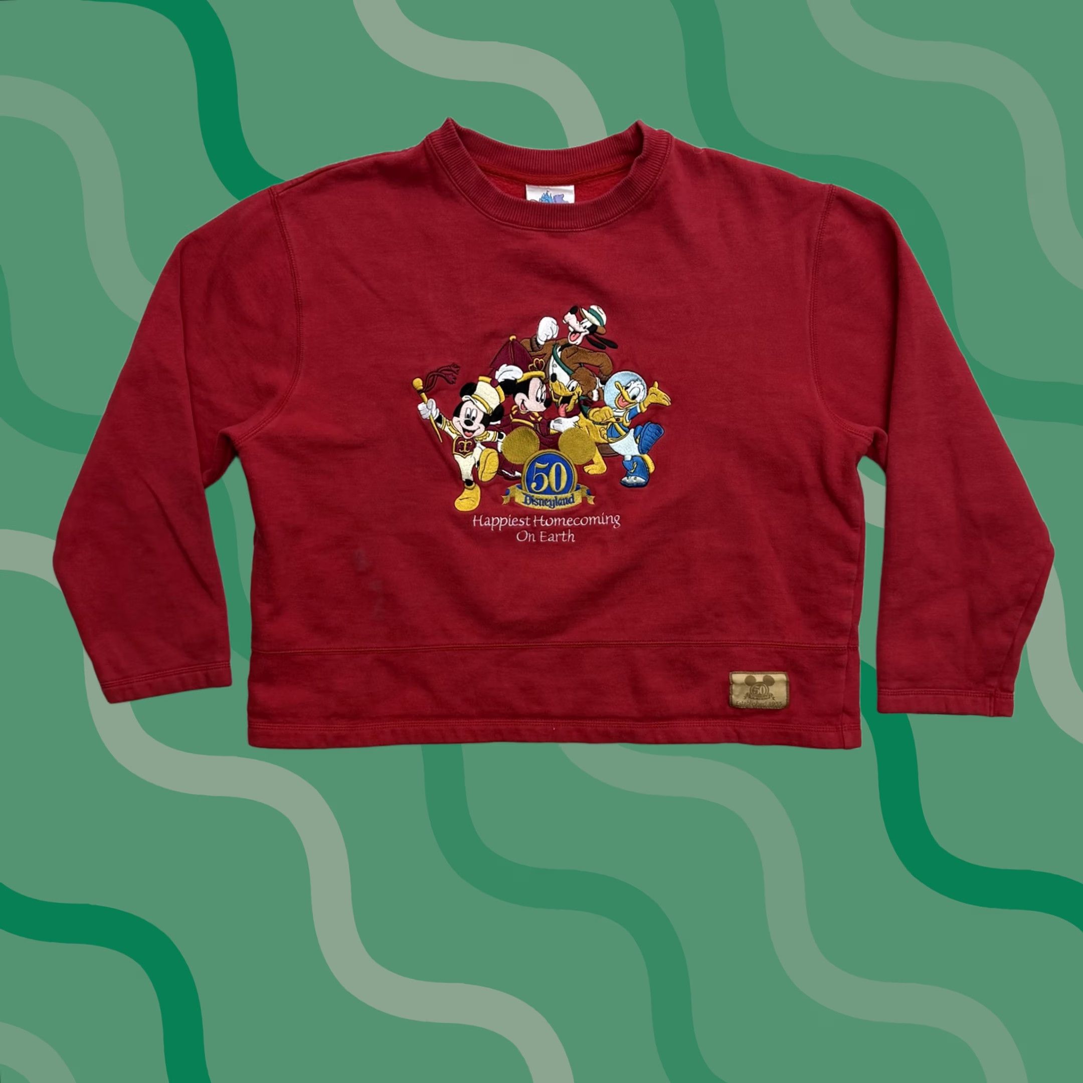 Vintage VINTAGE Disneyland Resort Sweatshirt Mens Large Red 50th Fleece Homecoming Size L / US 10 / IT 46 - 1 Thumbnail