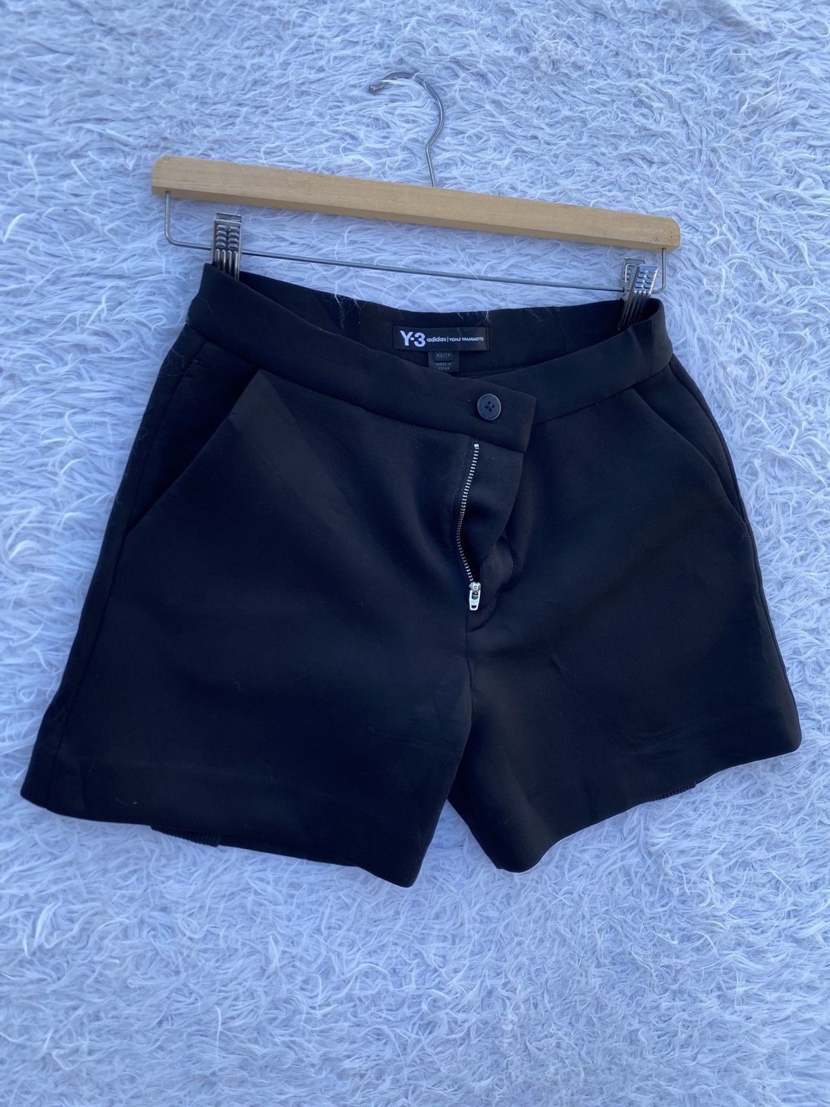 Adidas × Y-3 Rare Adidas x Yohji Yamamoto Y-3 Black Short Pants Size US 27 - 4 Thumbnail