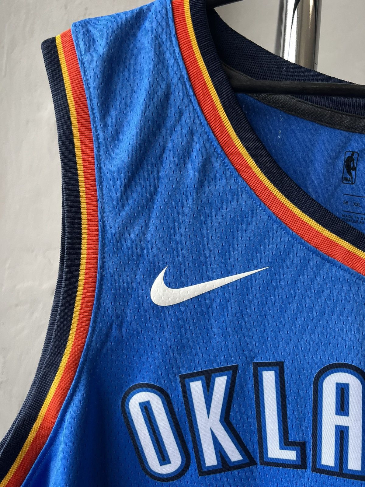 Nike NWT 2017 NBA OKLAHOMA CITY THUNDER NIKE BASKETBALL JERSEY Size US XXL / EU 58 / 5 - 5 Thumbnail