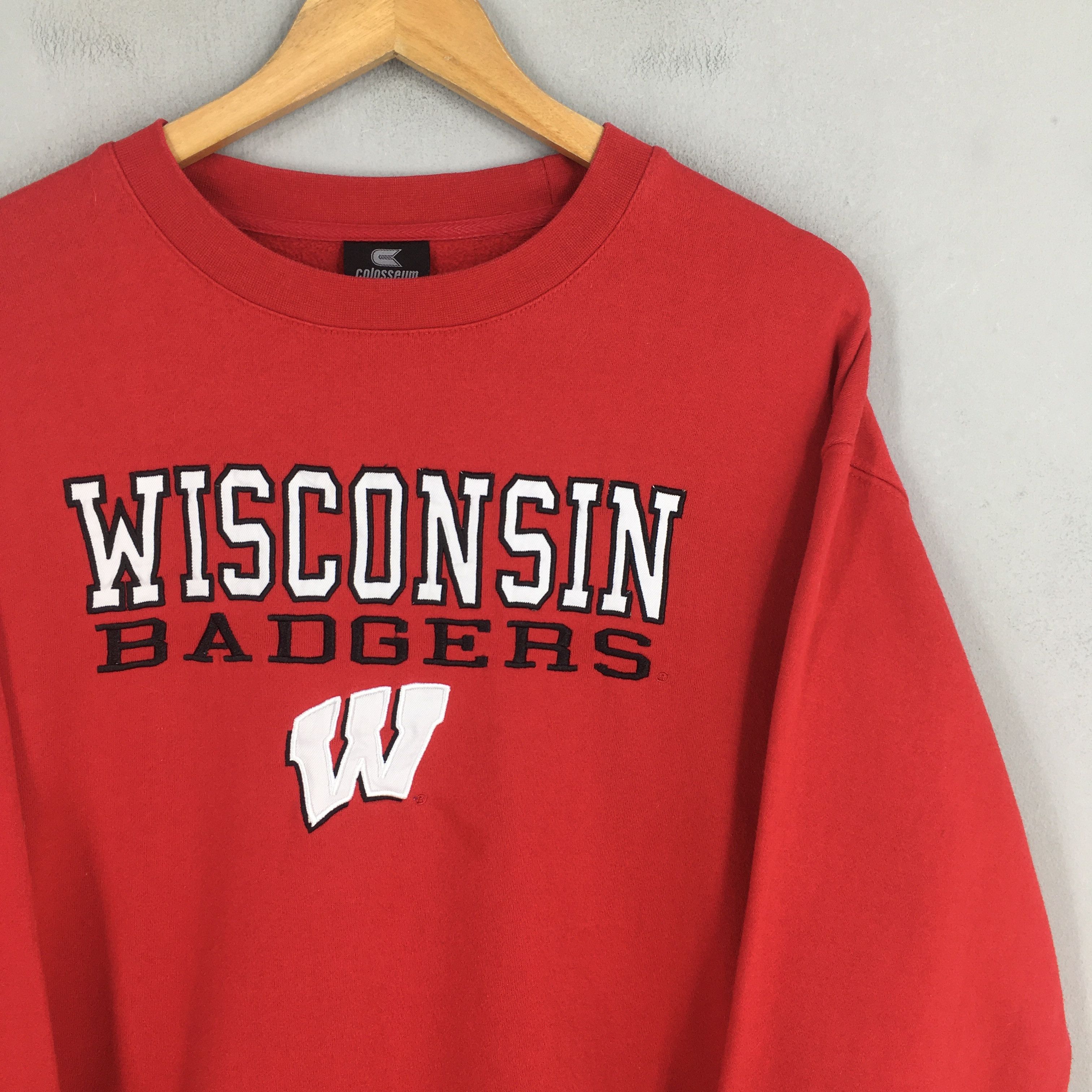 NCAA Vintage Wisconsin Badgers Ncaa Football Sweatshirt XLarge Size US XL / EU 56 / 4 - 2 Thumbnail