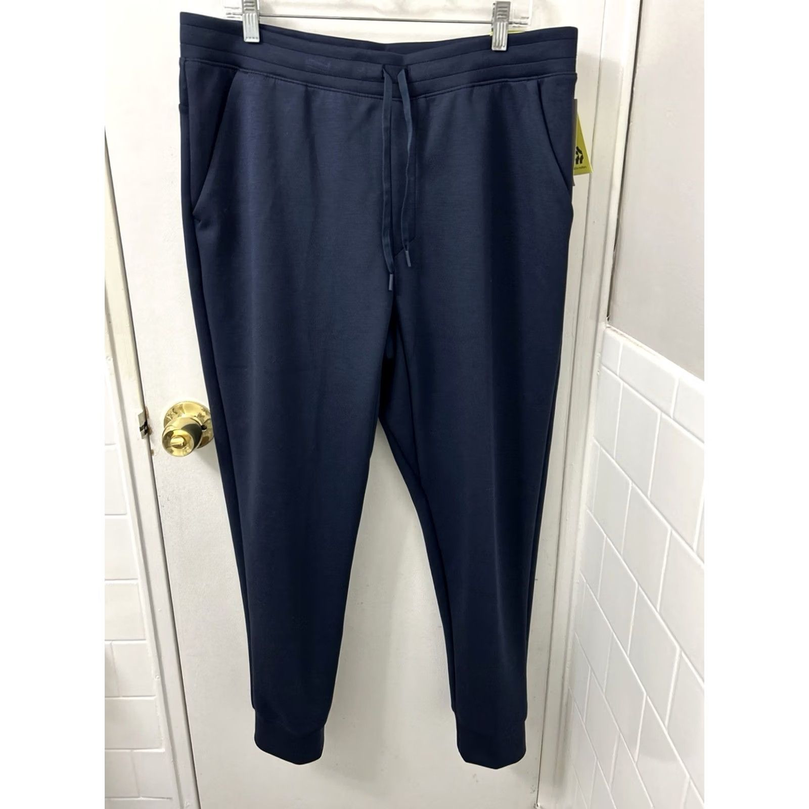 Vintage All in Motion Sleek Spacer Jogger Mens Large Navy Blue Athletic Pants NWT Size US 33 - 7 Thumbnail