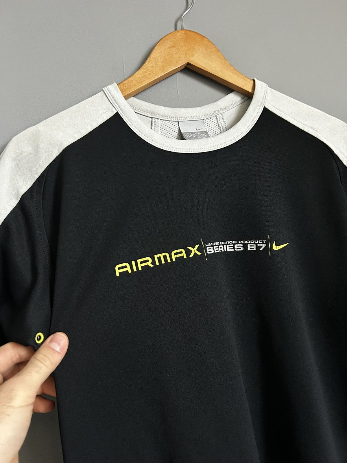 Nike × Vintage Nike Vintage Air Max Big Logo T-shirt Size US S / EU 44-46 / 1 - 4 Thumbnail